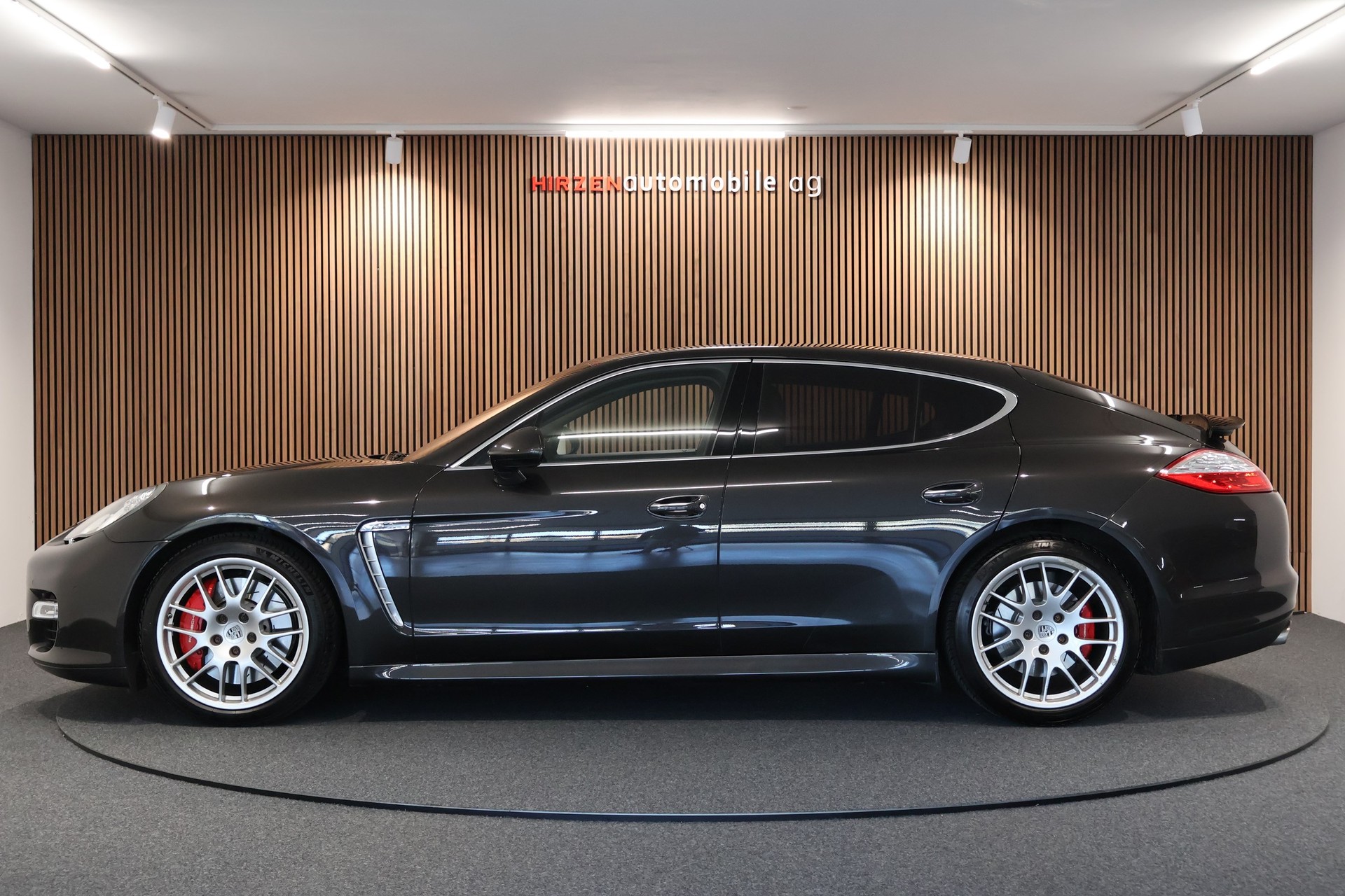 PORSCHE Panamera Turbo 4.8 PDK-image-1