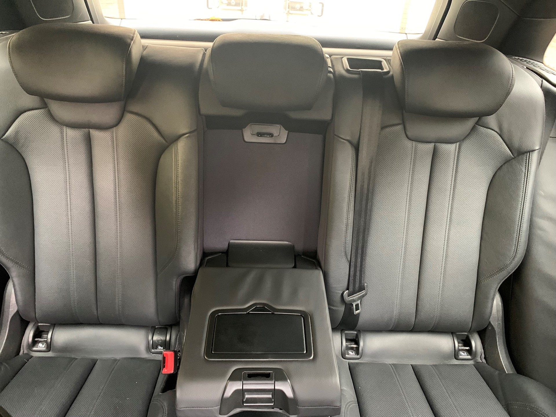 AUDI SQ5 3.0 TFSI quattro S-tronic-image-3