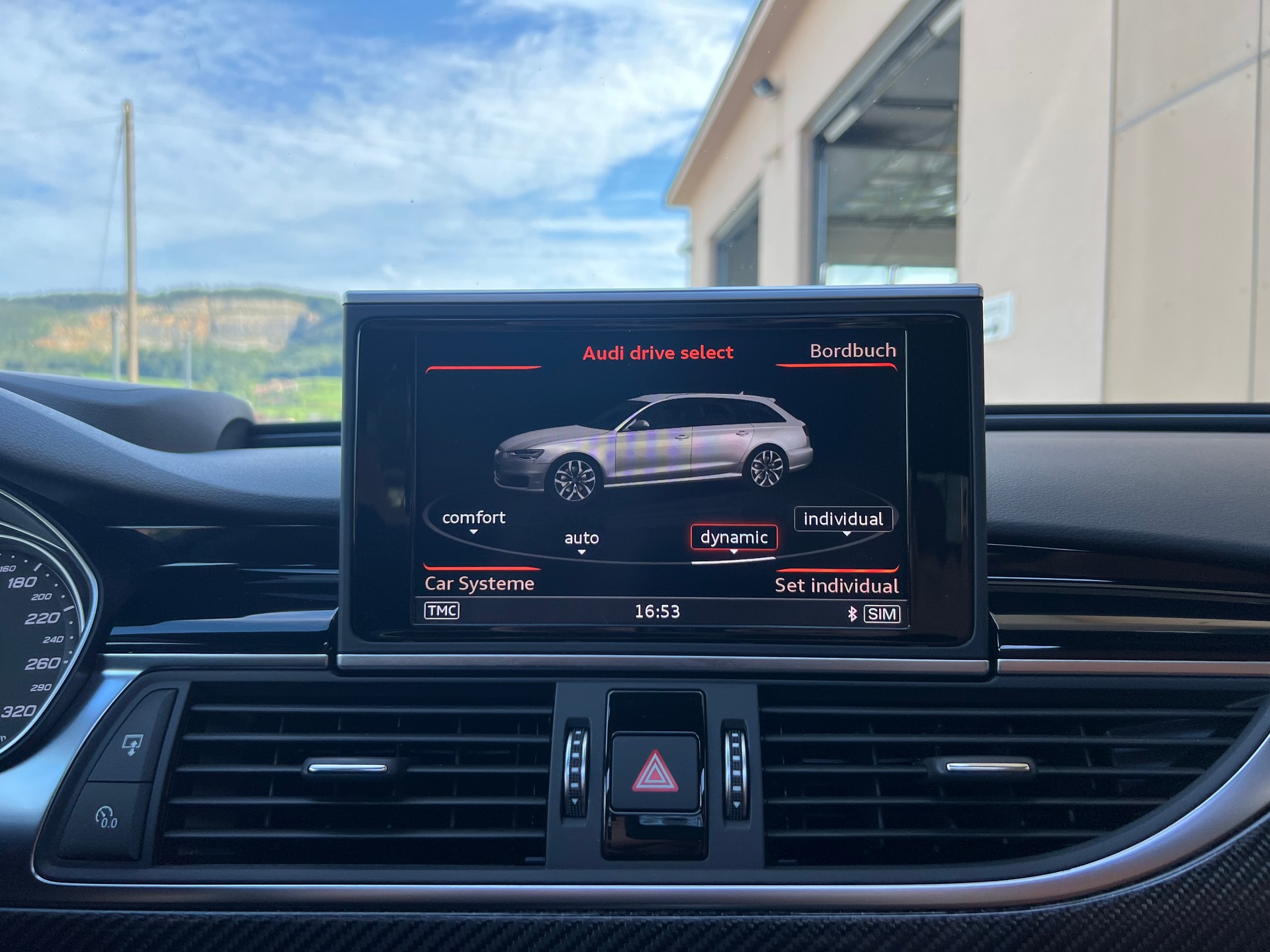 AUDI RS6 Avant 4.0 TFSI V8 quattro Tiptronic-image-22