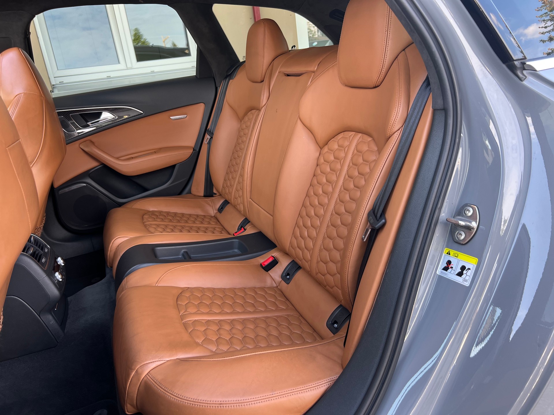 AUDI RS6 Avant 4.0 TFSI V8 quattro Tiptronic-image-27