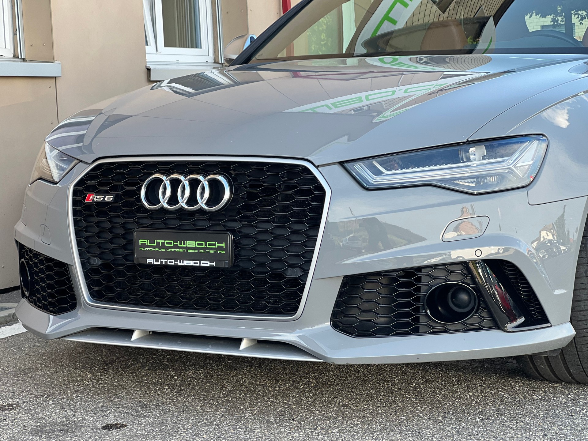 AUDI RS6 Avant 4.0 TFSI V8 quattro Tiptronic-image-10