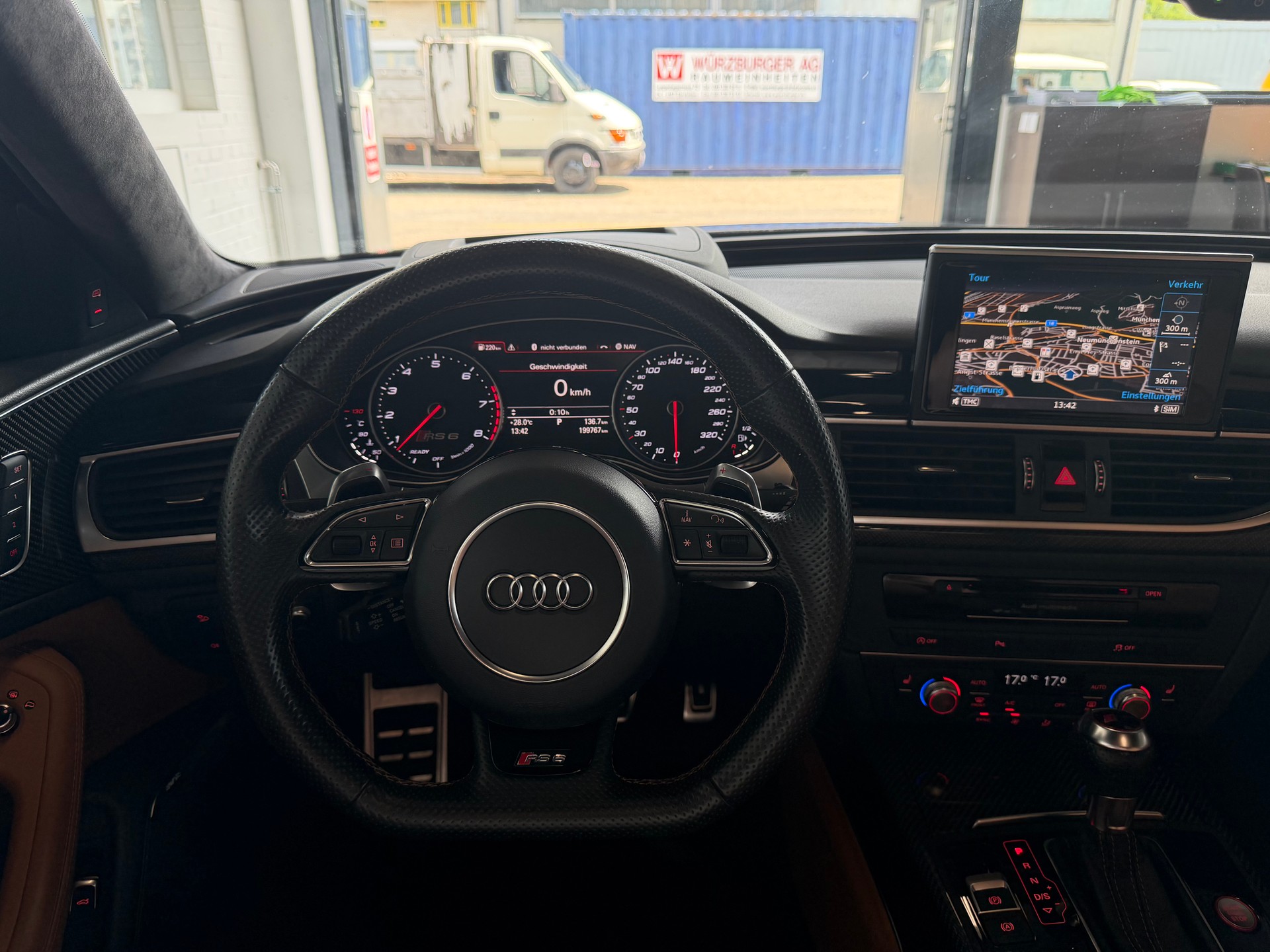 AUDI RS6 Avant 4.0 TFSI V8 quattro Tiptronic-image-12