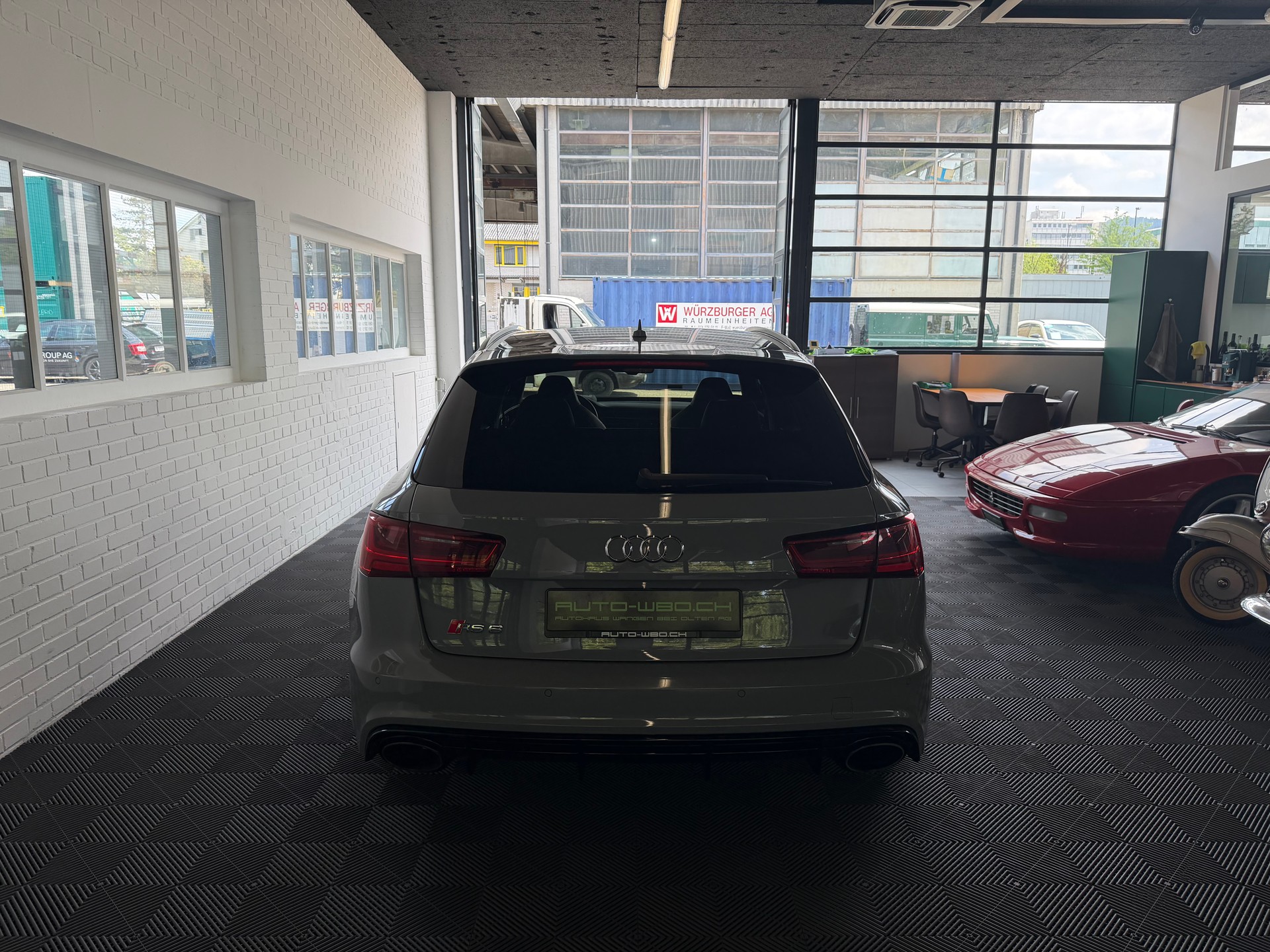 AUDI RS6 Avant 4.0 TFSI V8 quattro Tiptronic-image-3