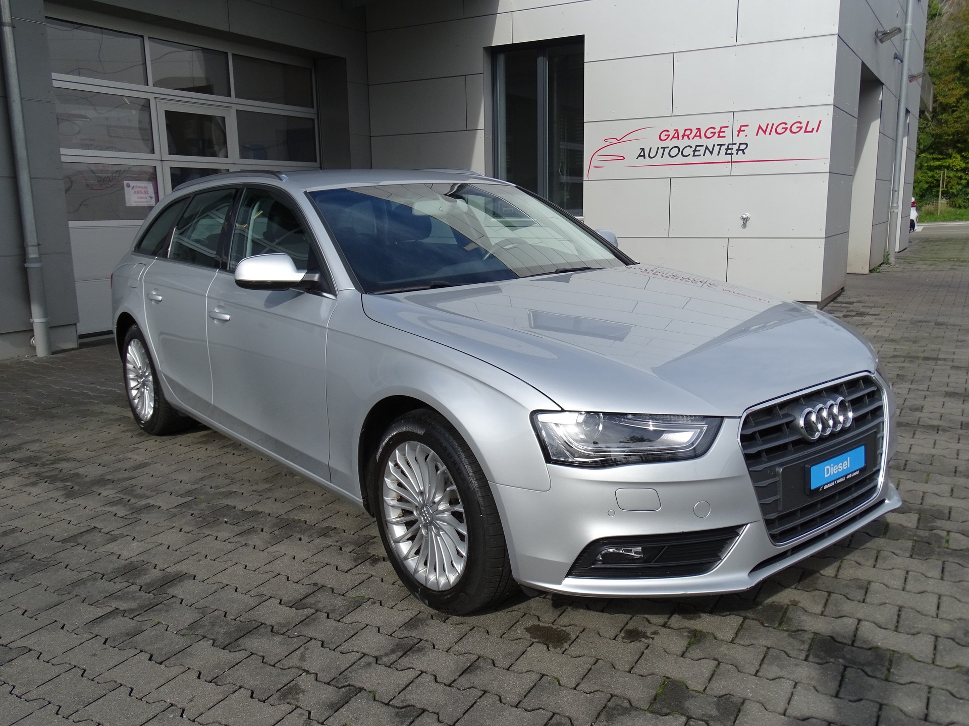 AUDI A4 Avant 2.0 TDI multitronic-image-0