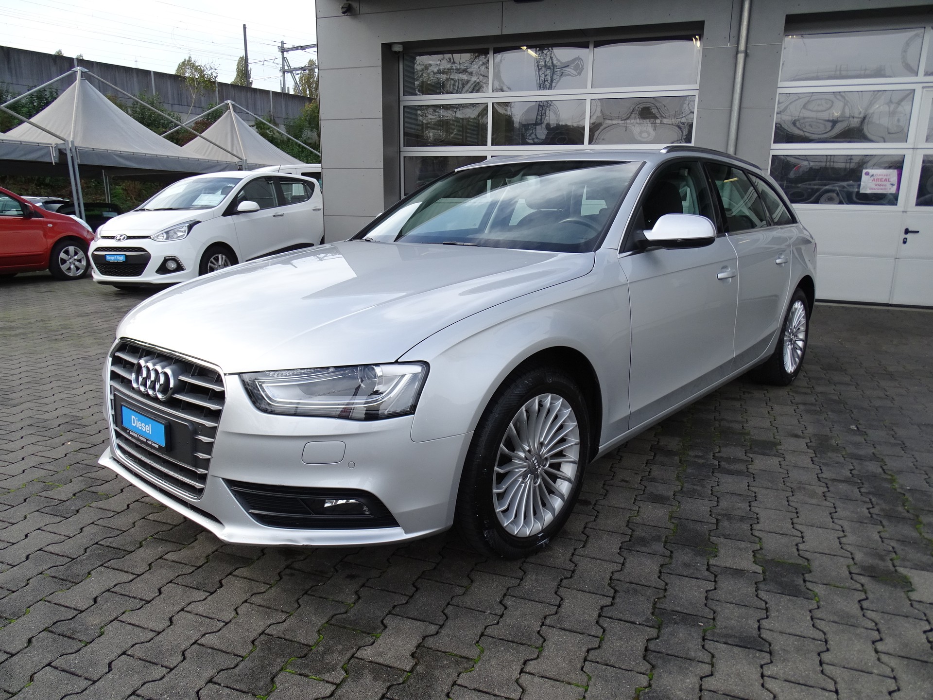 AUDI A4 Avant 2.0 TDI multitronic-image-22