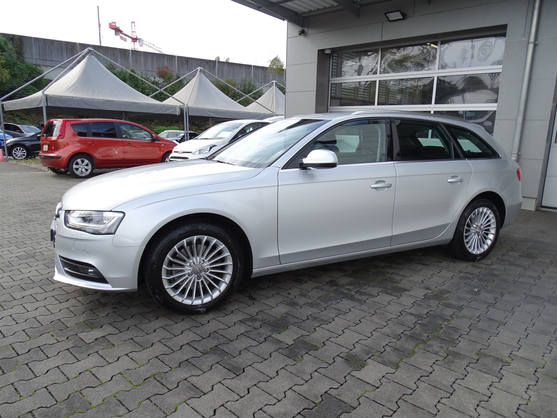AUDI A4 Avant 2.0 TDI multitronic-image-20
