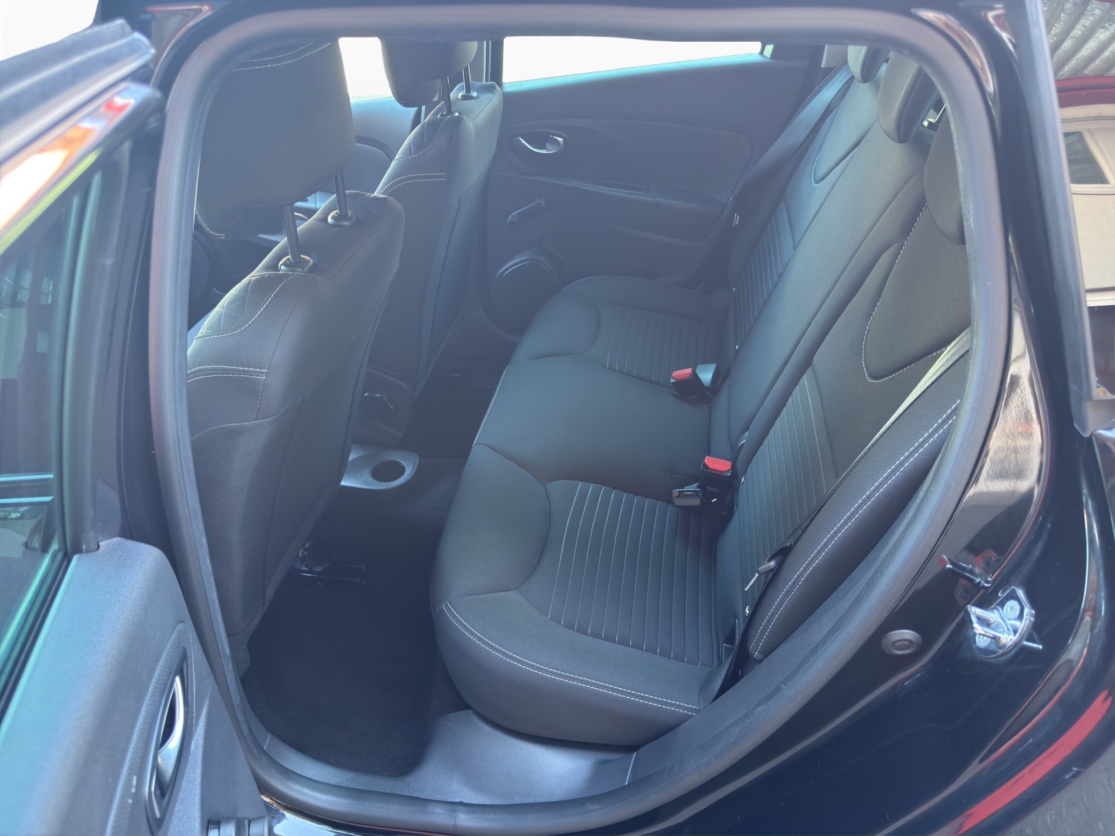 RENAULT Clio Grandtour 0.9 12V Limited-image-18