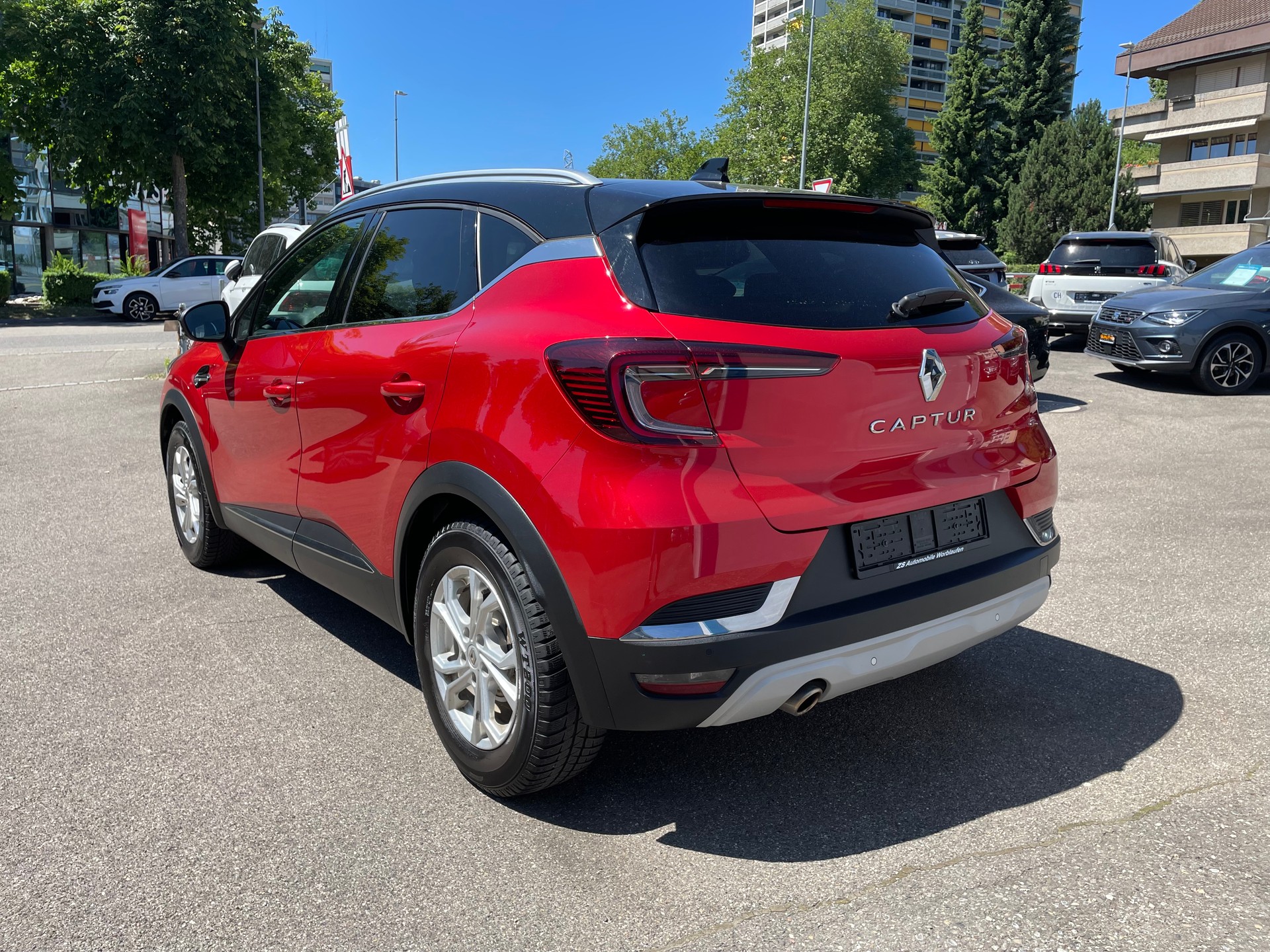 RENAULT Captur 1.3 TCe EDC Intens EDC-image-2