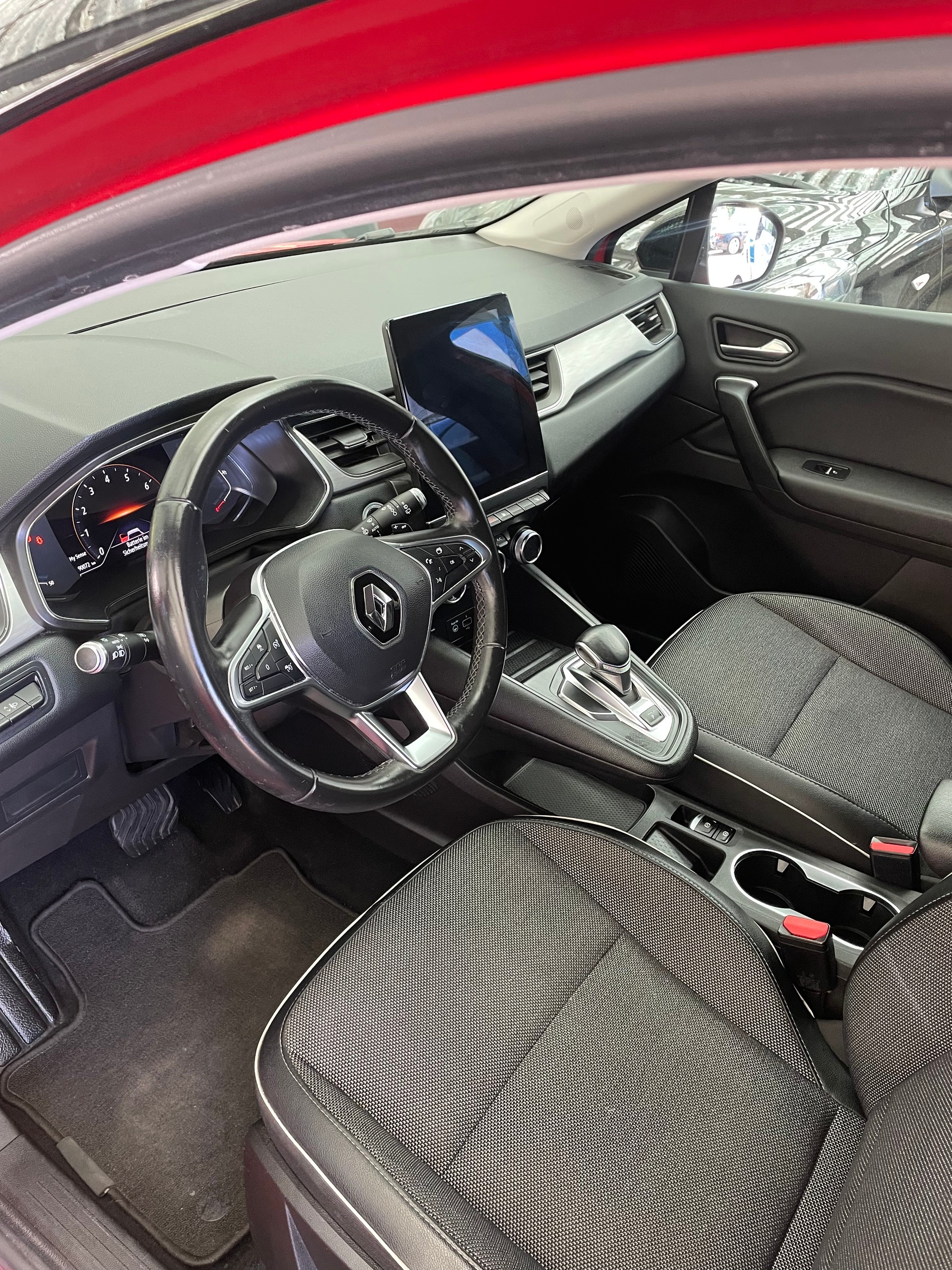 RENAULT Captur 1.3 TCe EDC Intens EDC-image-6