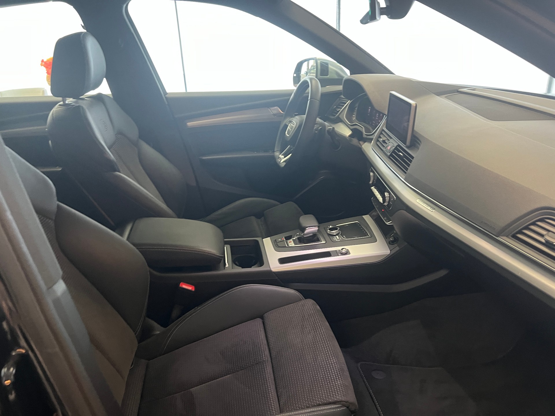 AUDI SQ5 3.0 V6 TDI quattro T-Tronic-image-22