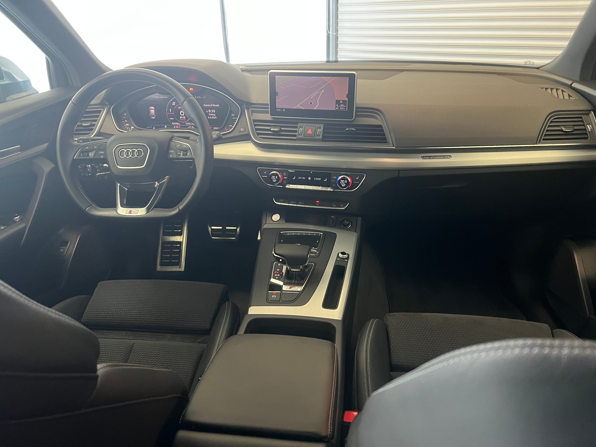 AUDI SQ5 3.0 V6 TDI quattro T-Tronic-image-21