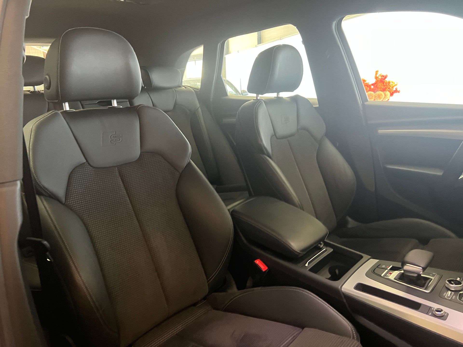 AUDI SQ5 3.0 V6 TDI quattro T-Tronic-image-24