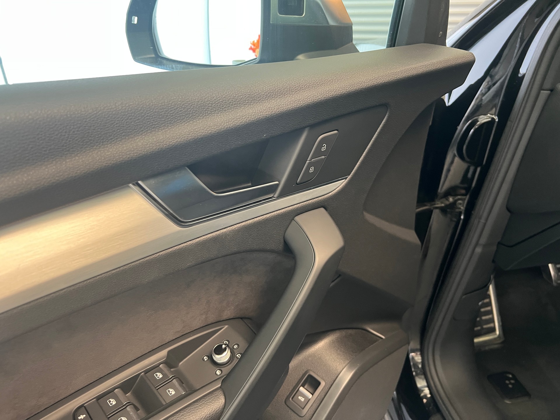 AUDI SQ5 3.0 V6 TDI quattro T-Tronic-image-11