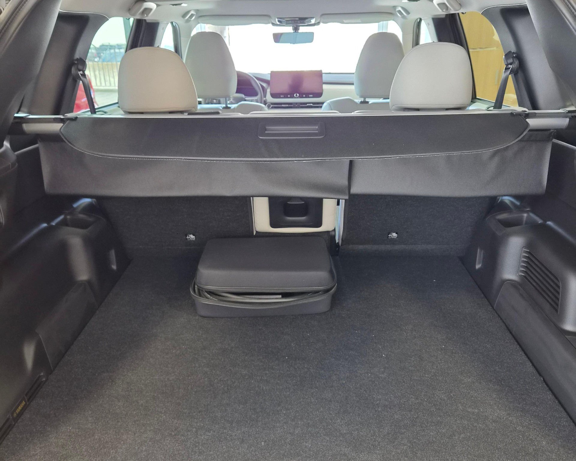 MITSUBISHI Outlander 2.4 PHEV Instyle 4x4-image-17