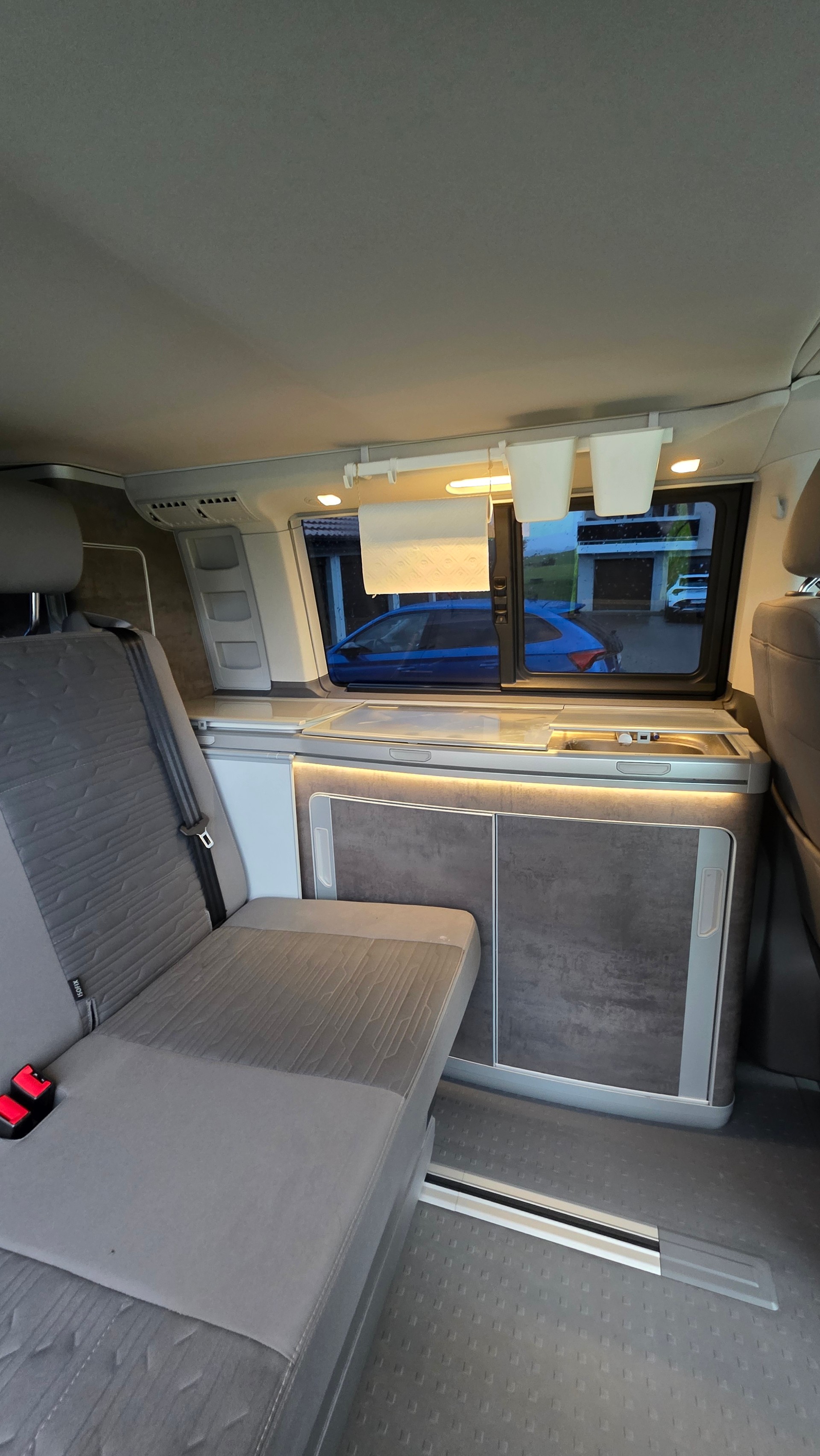 VW T6.1 California 2.0 TDI Ocean 4Motion DSG-image-8
