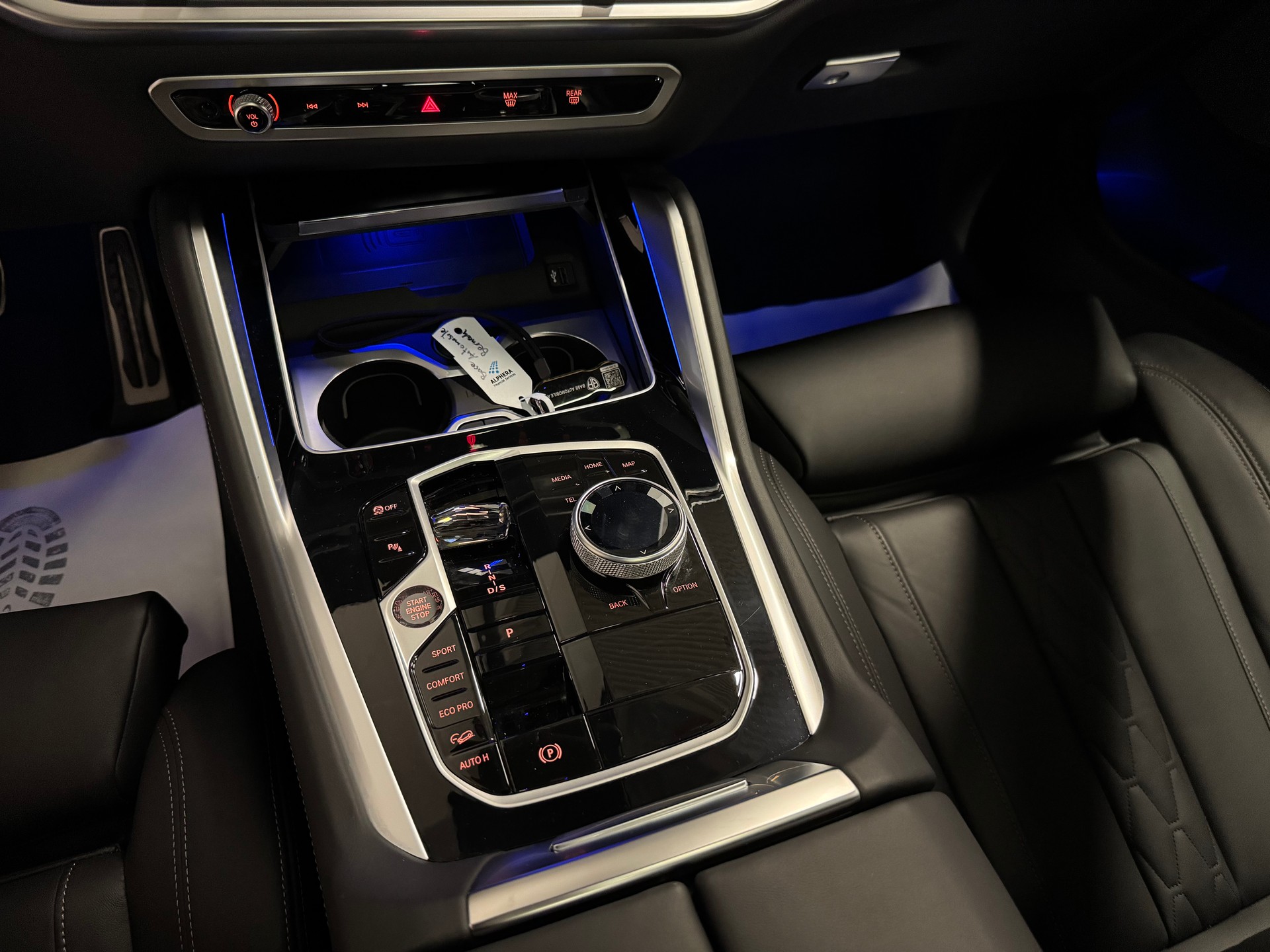BMW X6 xDrive 48V 40i M Sport Pro Steptronic-image-26