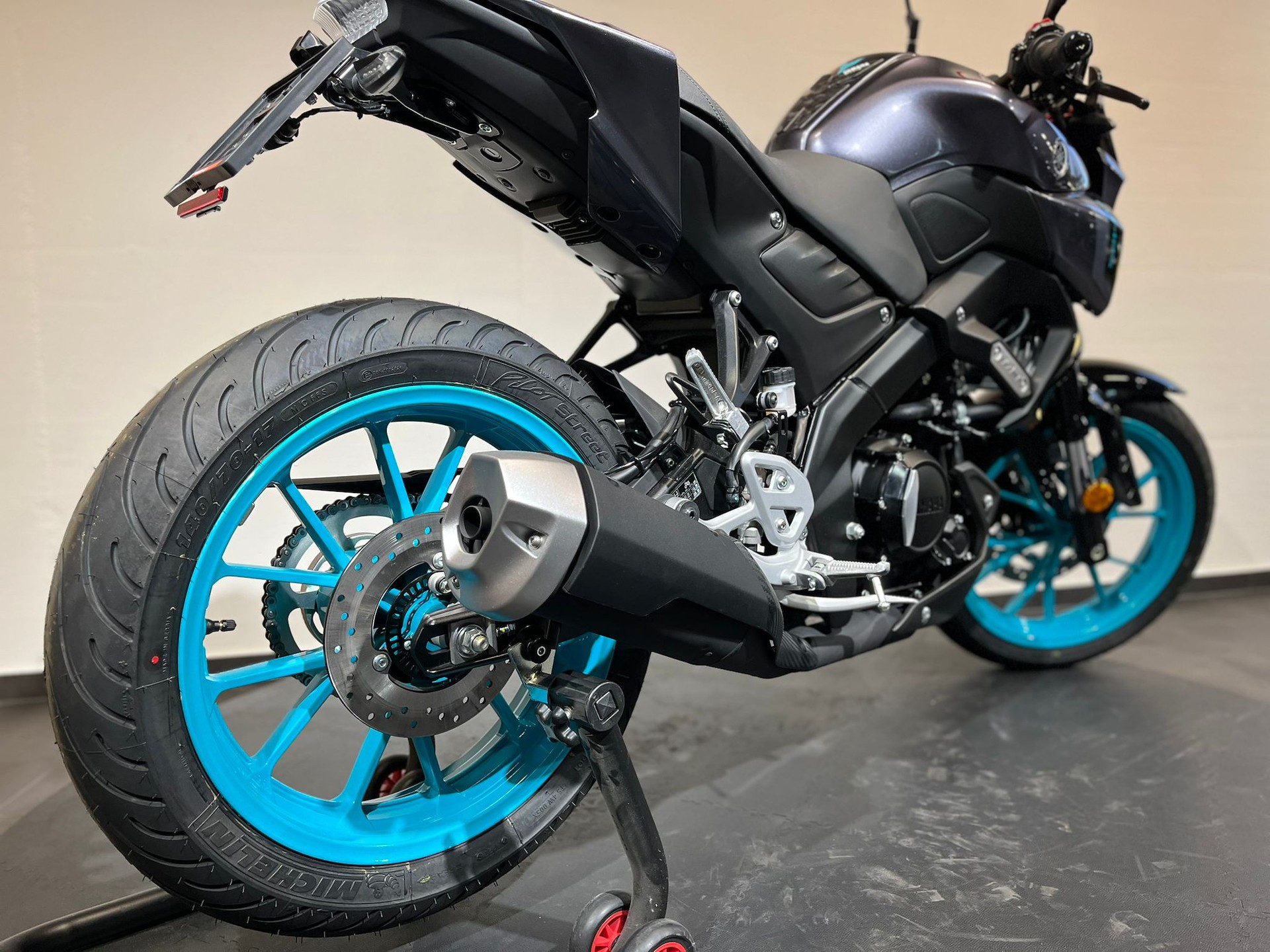 YAMAHA MT-125-image-10