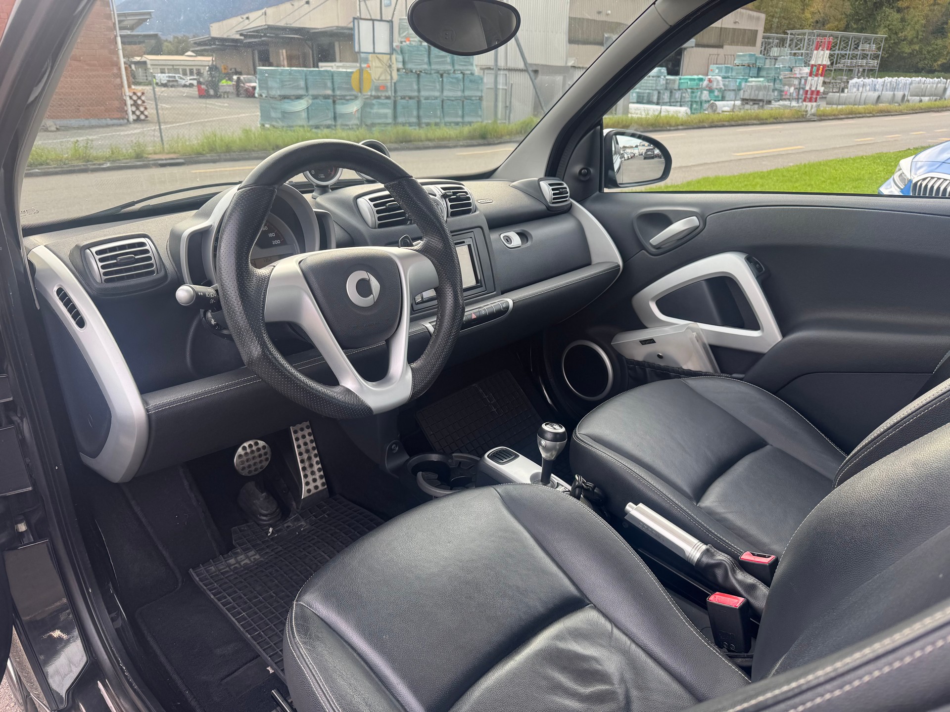 SMART fortwo Brabus softouch-image-8