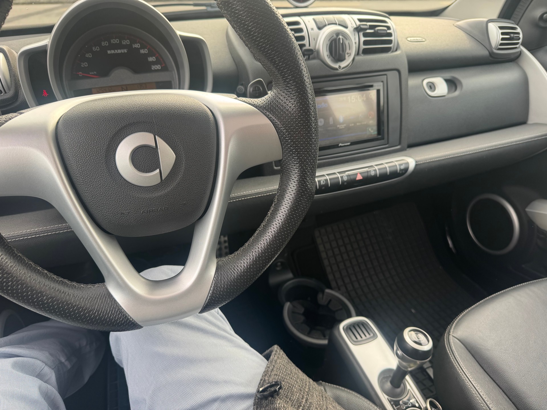 SMART fortwo Brabus softouch-image-11