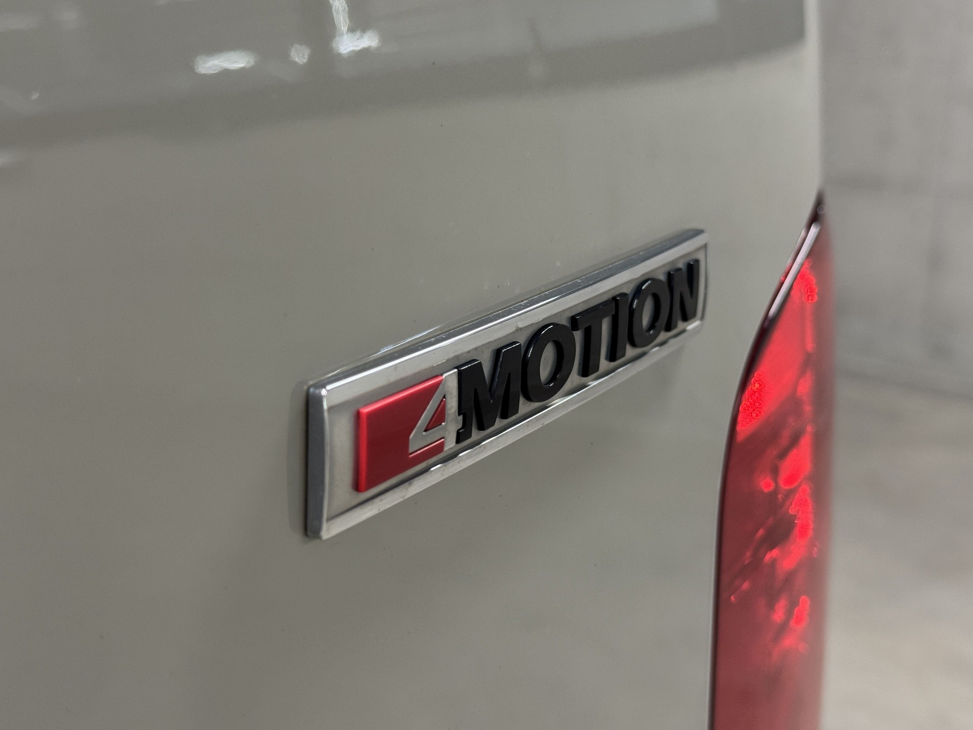 VW T6.1 2.0 Bi-TDI 4Motion DSG-image-10