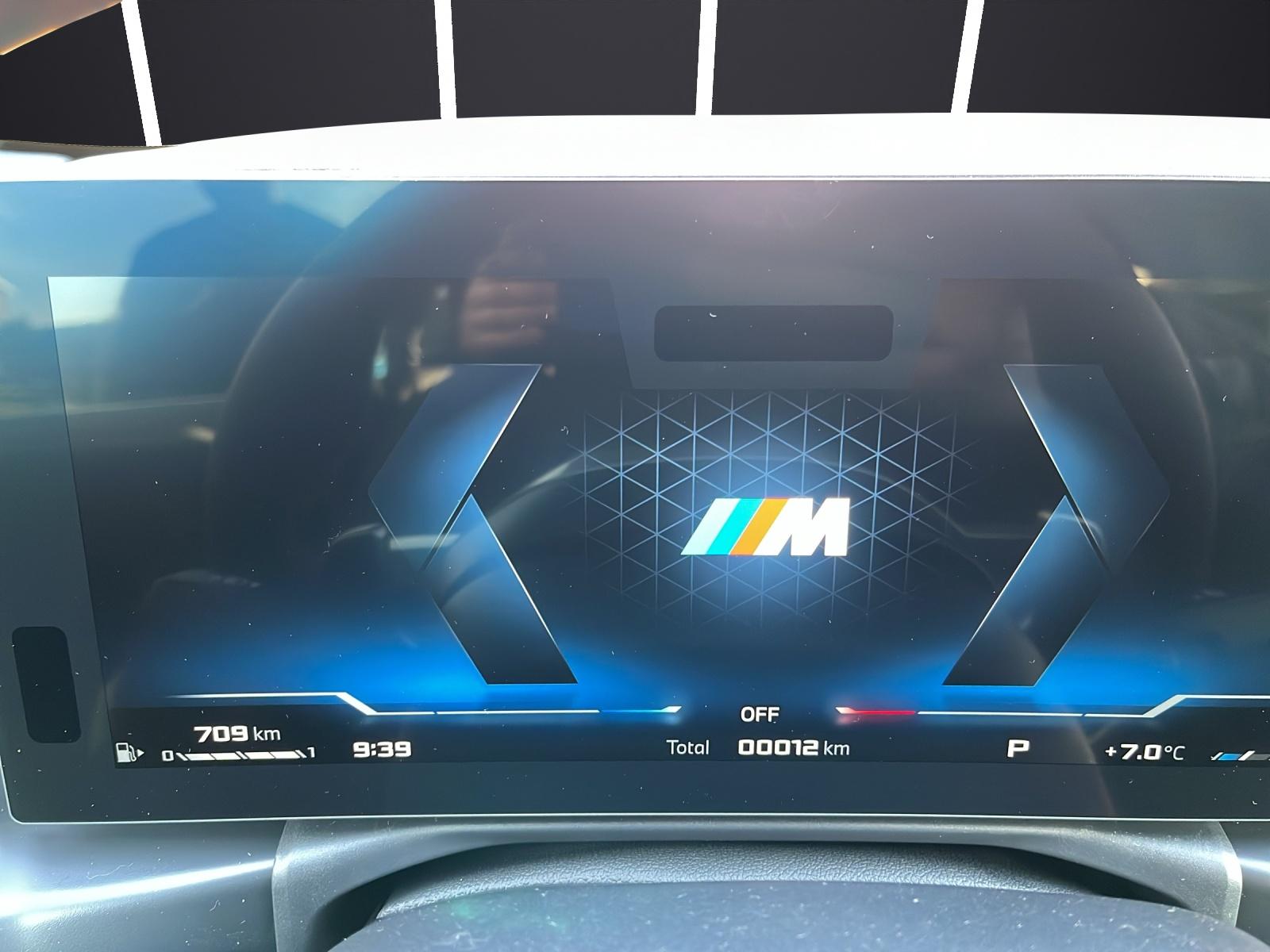 BMW M440i xDrive Coupé-image-10