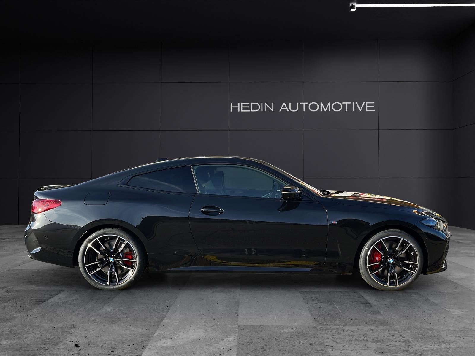 BMW M440i xDrive Coupé-image-16