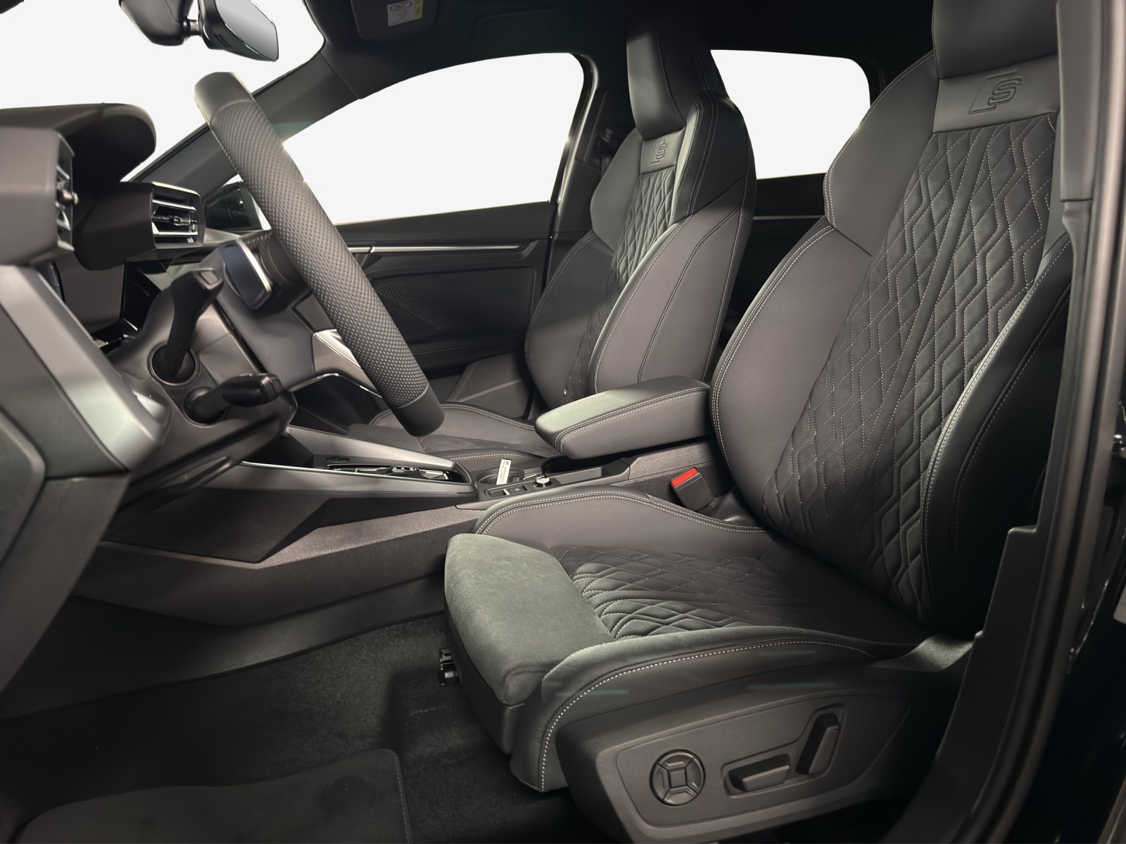 AUDI A3 Sportback TFSI e 150 kW Attraction S-tronic-image-7