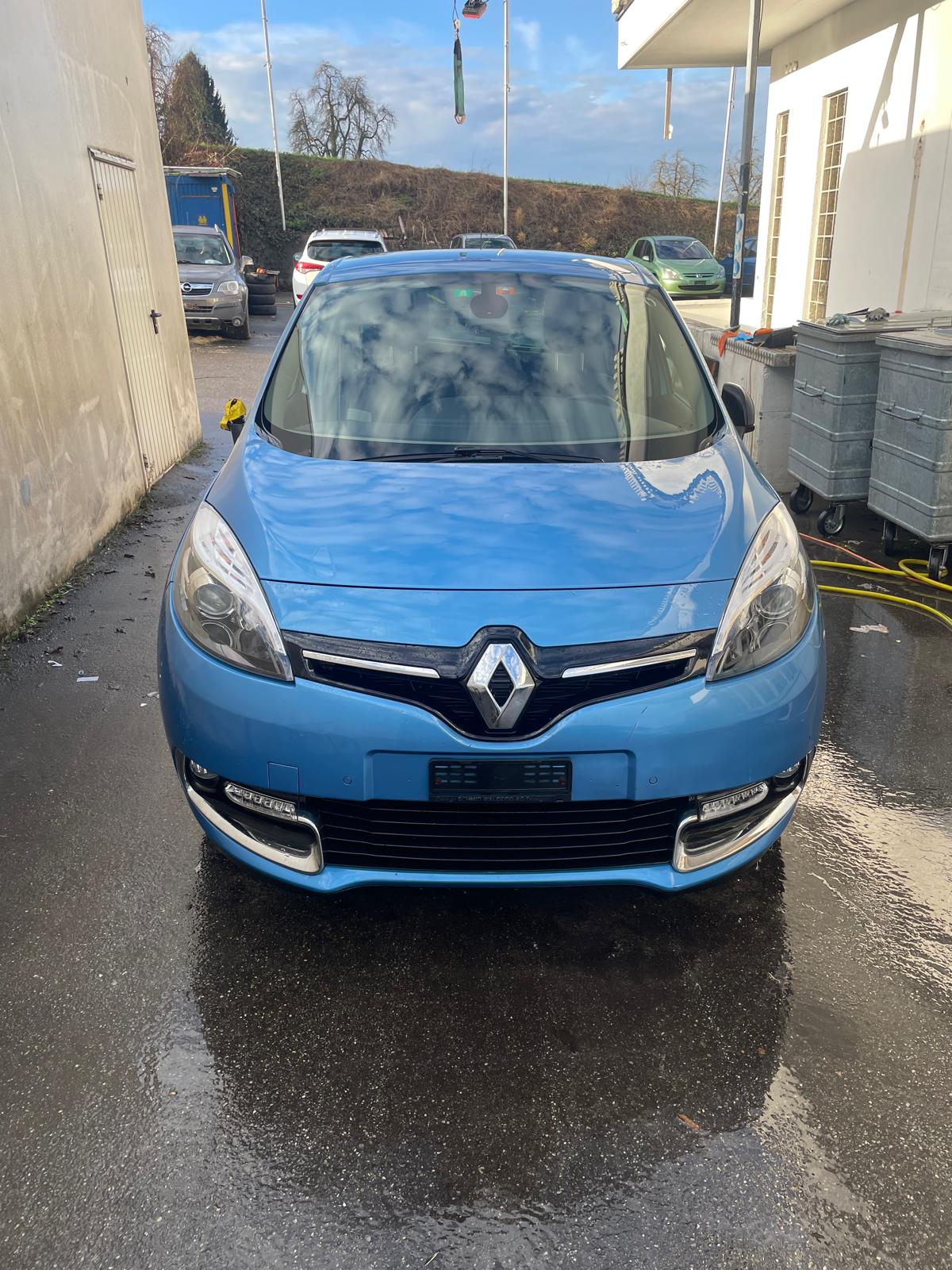 RENAULT Scénic 2.0 16V Dynamique X-Tronic CVT-image-0