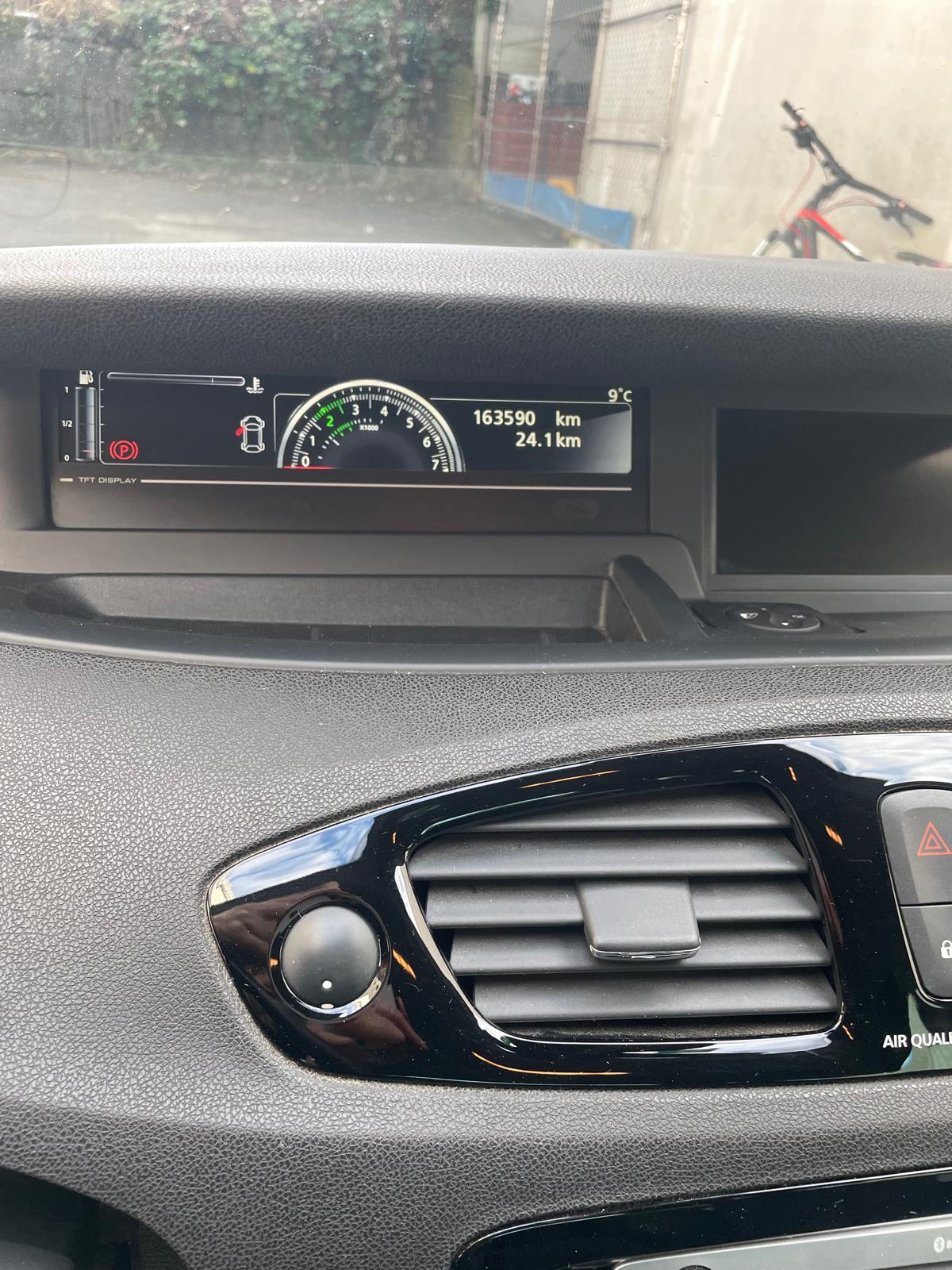 RENAULT Scénic 2.0 16V Dynamique X-Tronic CVT-image-4