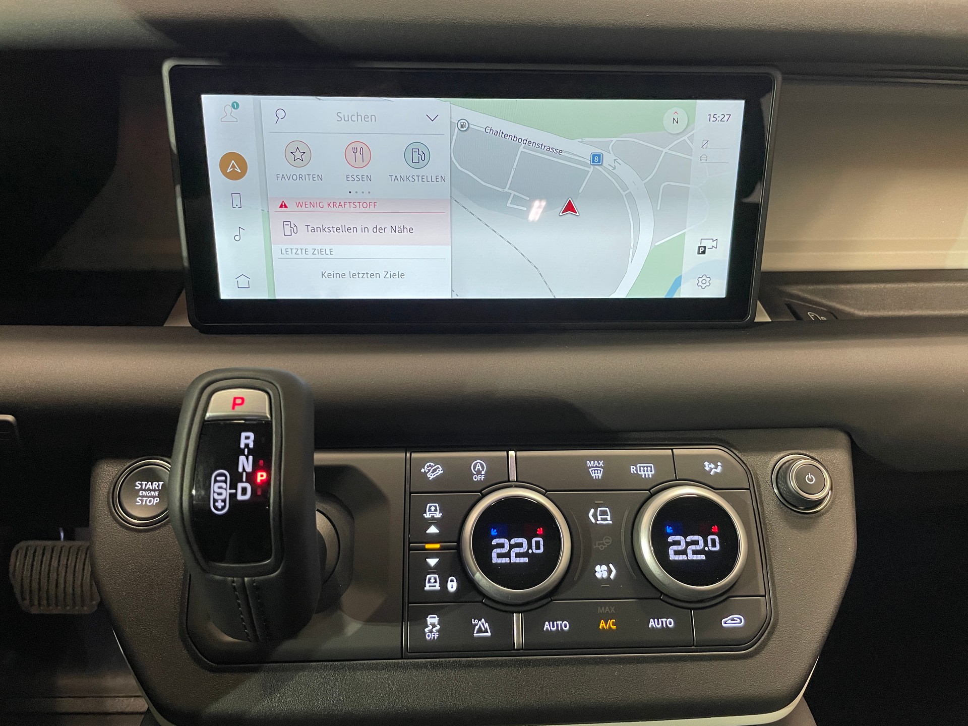 LAND ROVER Defender 110 P400 I6 X-Dynamic SE 3.0 AT8 mit AHK-image-28