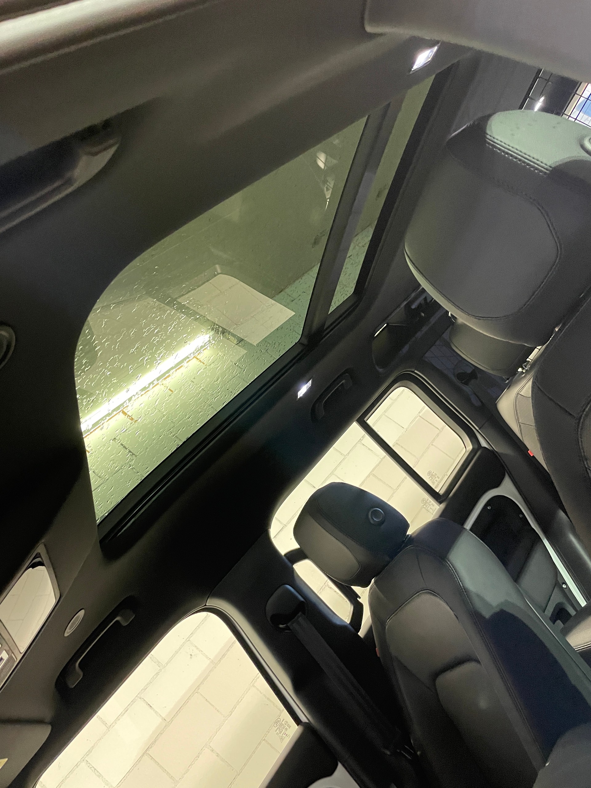 LAND ROVER Defender 110 P400 I6 X-Dynamic SE 3.0 AT8 mit AHK-image-18