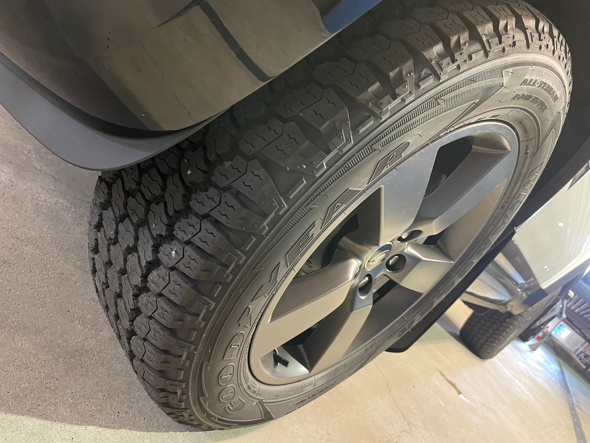 LAND ROVER Defender 110 P400 I6 X-Dynamic SE 3.0 AT8 mit AHK-image-15