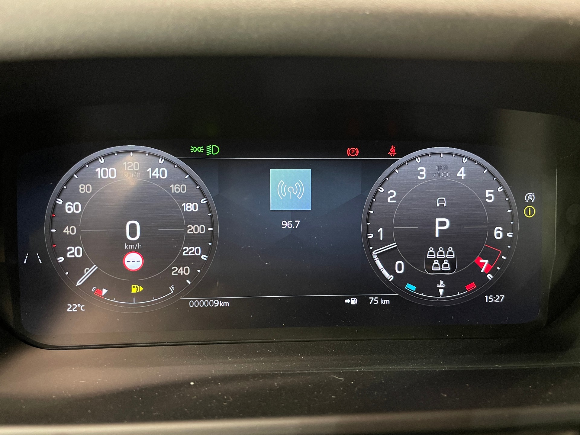 LAND ROVER Defender 110 P400 I6 X-Dynamic SE 3.0 AT8 mit AHK-image-26
