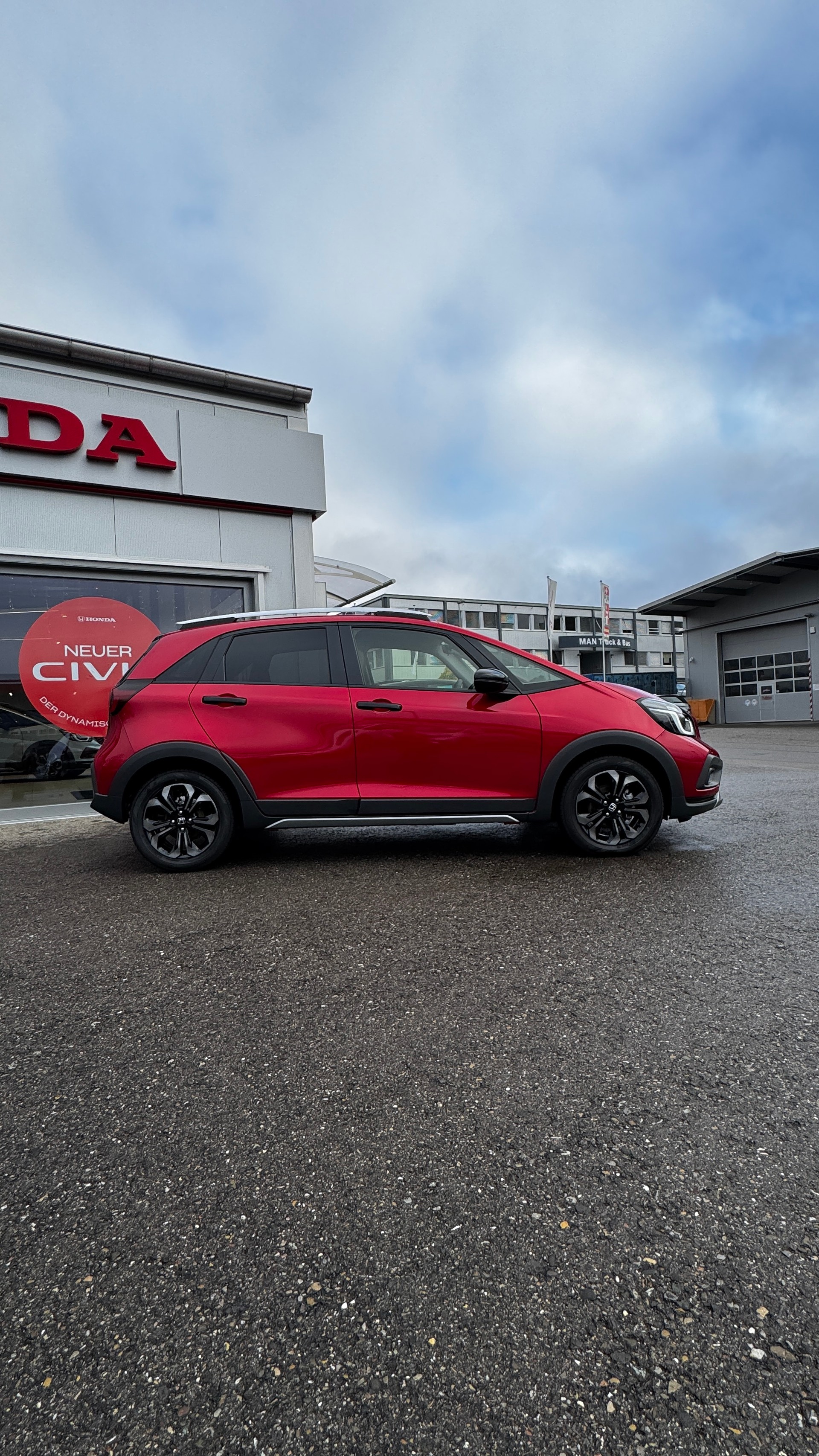 HONDA Jazz 1.5i-MMD Crosstar Advance E-CVT 1.9% Leasing Aktion unschlagbar mit 8 Jahren Garantie-image-3