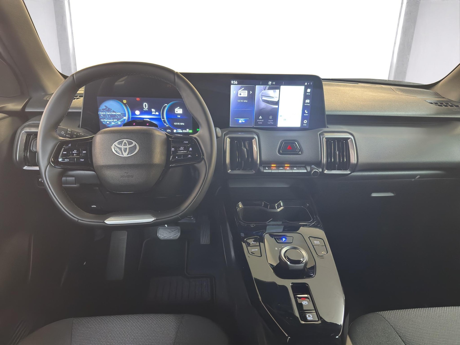 TOYOTA Urban Cruiser Comfort-image-9