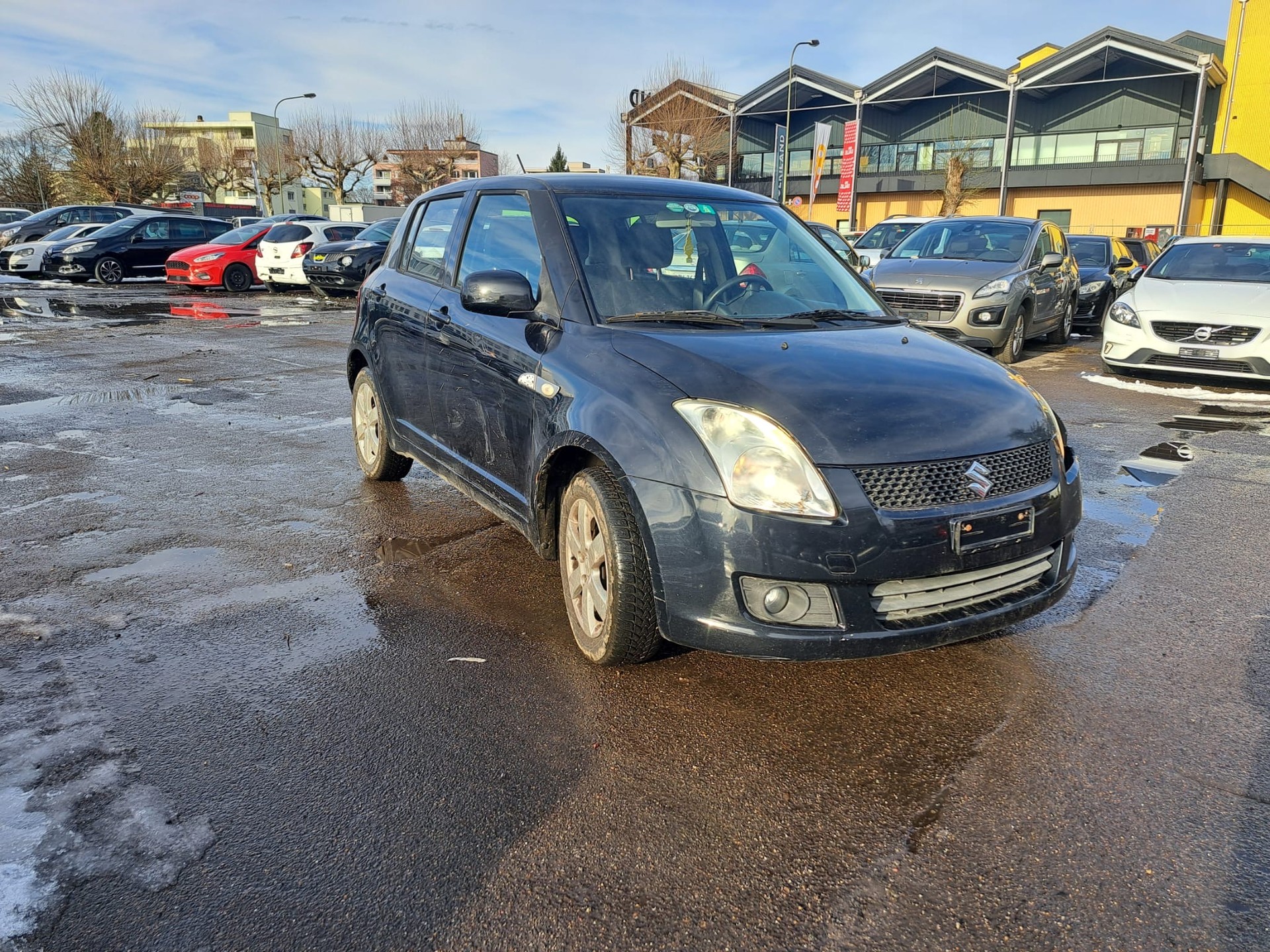 SUZUKI Swift 1.3i 16V GL Top 4x4-image-2