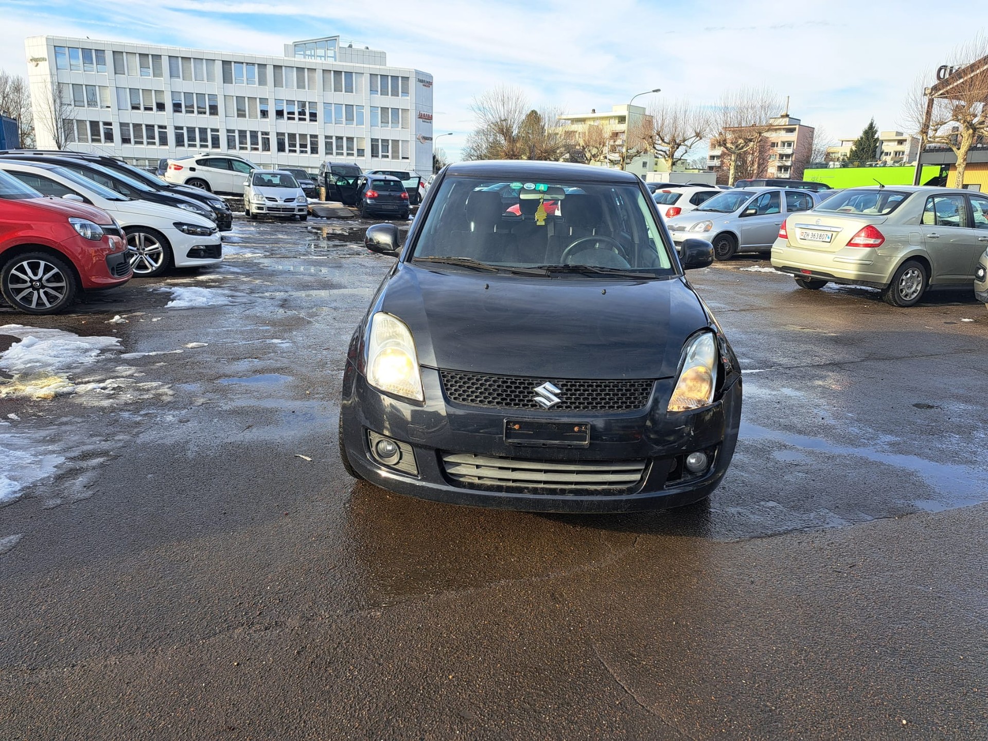 SUZUKI Swift 1.3i 16V GL Top 4x4-image-0