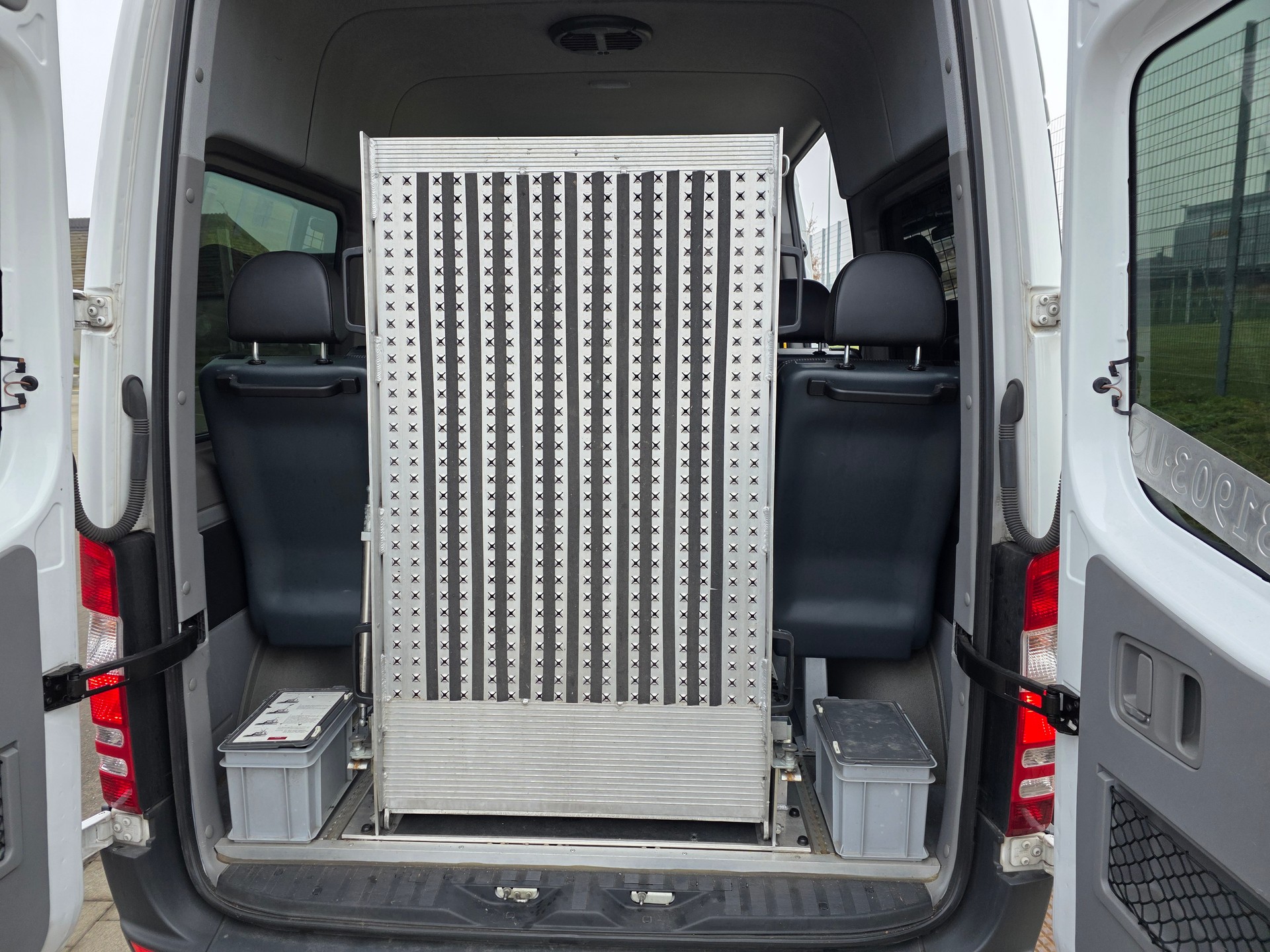 MERCEDES-BENZ Sprinter 313 CDI Kompakt - 9 Plätze/places Automat-image-16