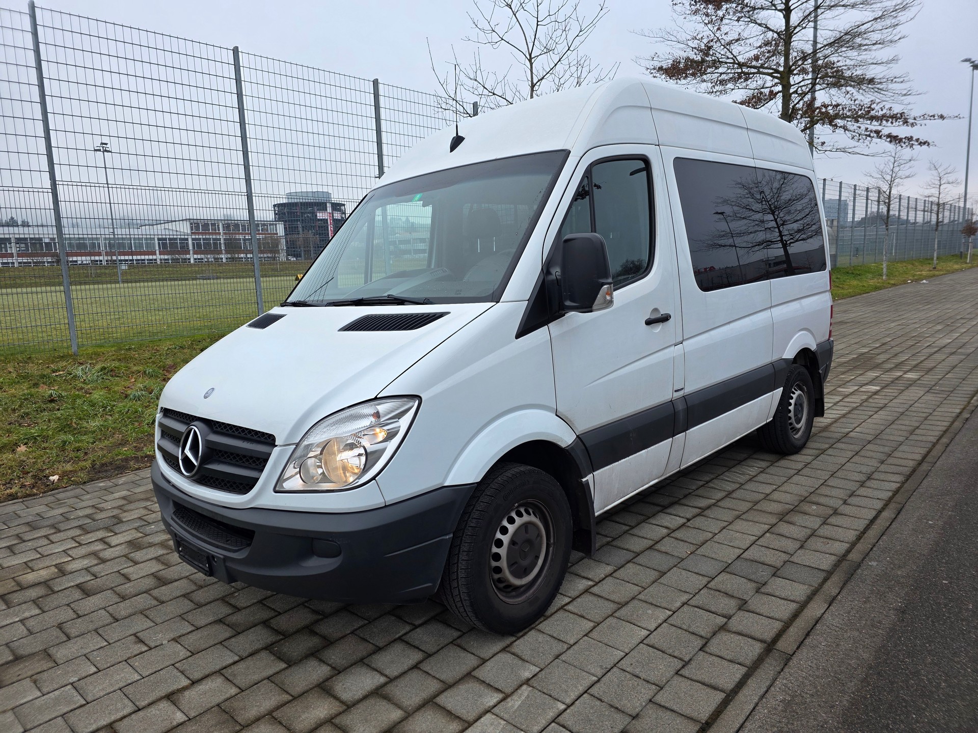 MERCEDES-BENZ Sprinter 313 CDI Kompakt - 9 Plätze/places Automat