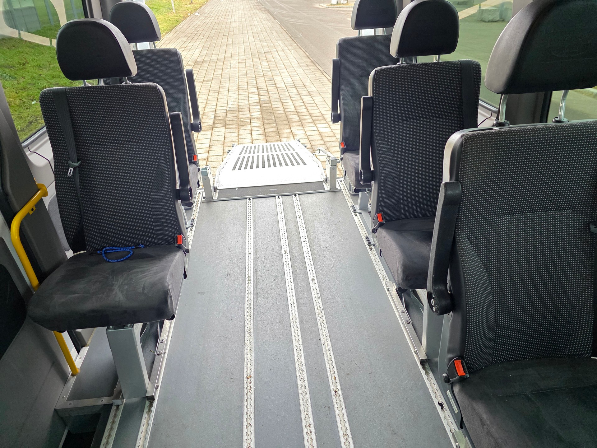 MERCEDES-BENZ Sprinter 313 CDI Kompakt - 9 Plätze/places Automat-image-12