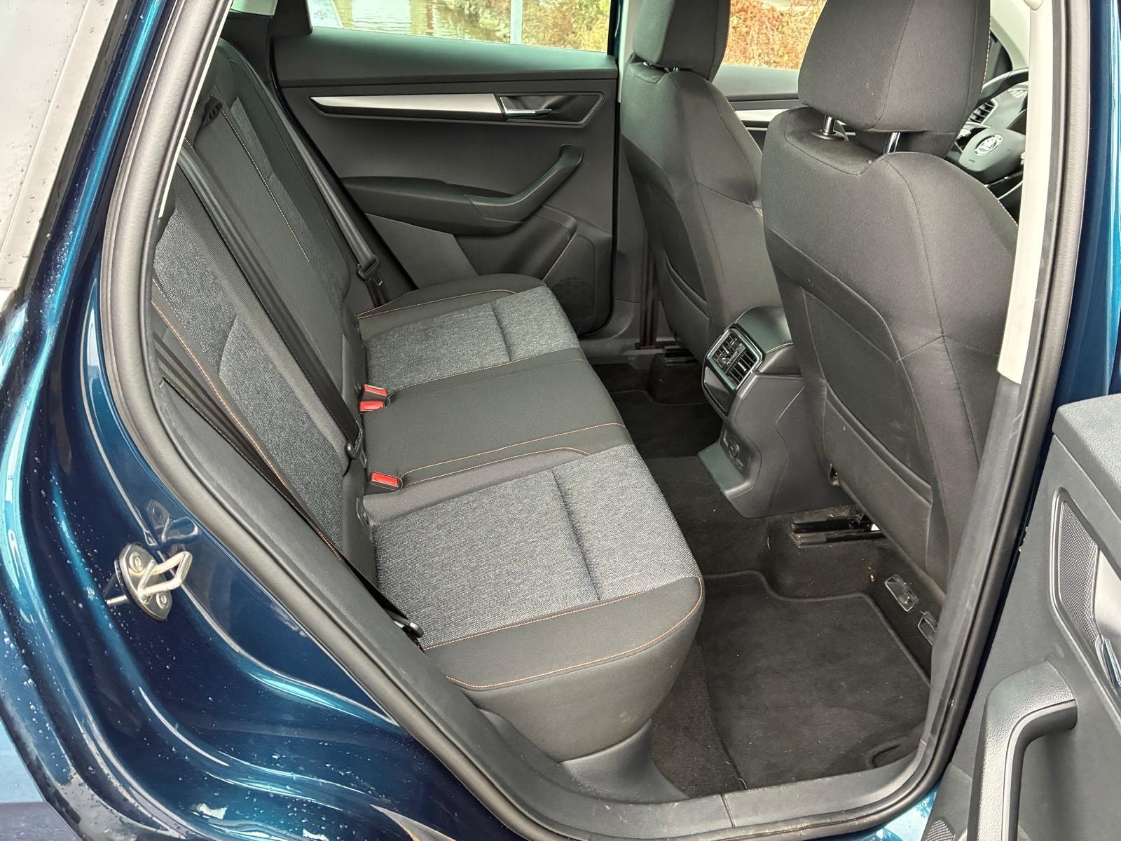 SKODA Karoq 2.0 TDI CR Clever 4x4 DSG-image-9