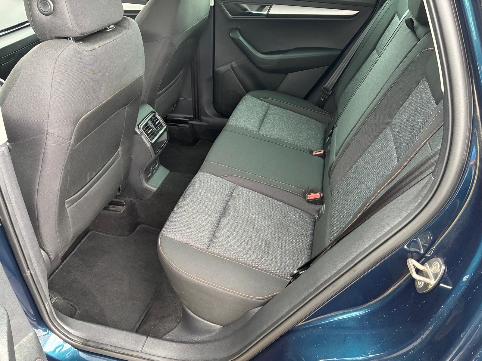 SKODA Karoq 2.0 TDI CR Clever 4x4 DSG-image-12