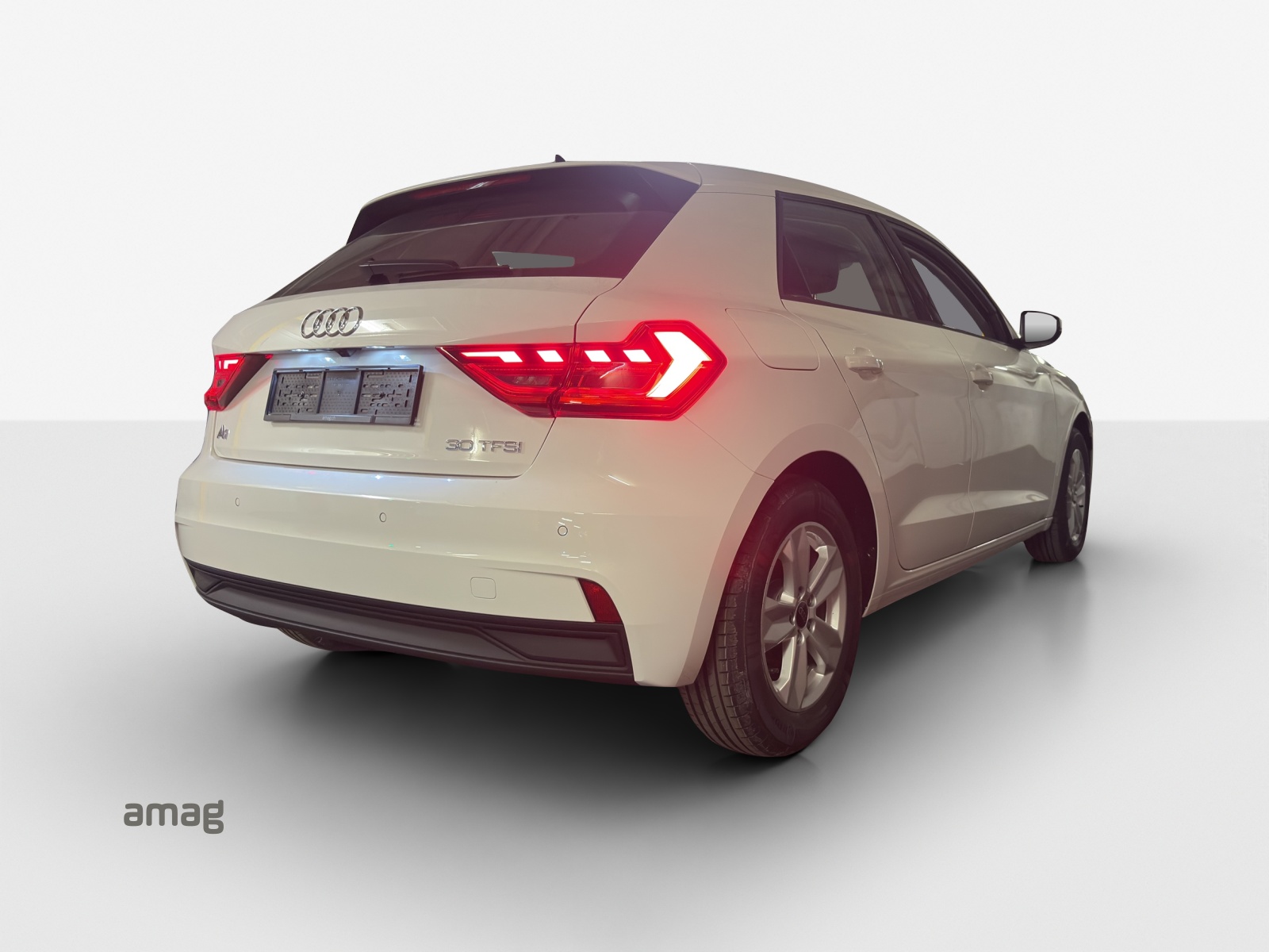 AUDI A1 Sportback 30 TFSI Attraction S-tronic-image-5