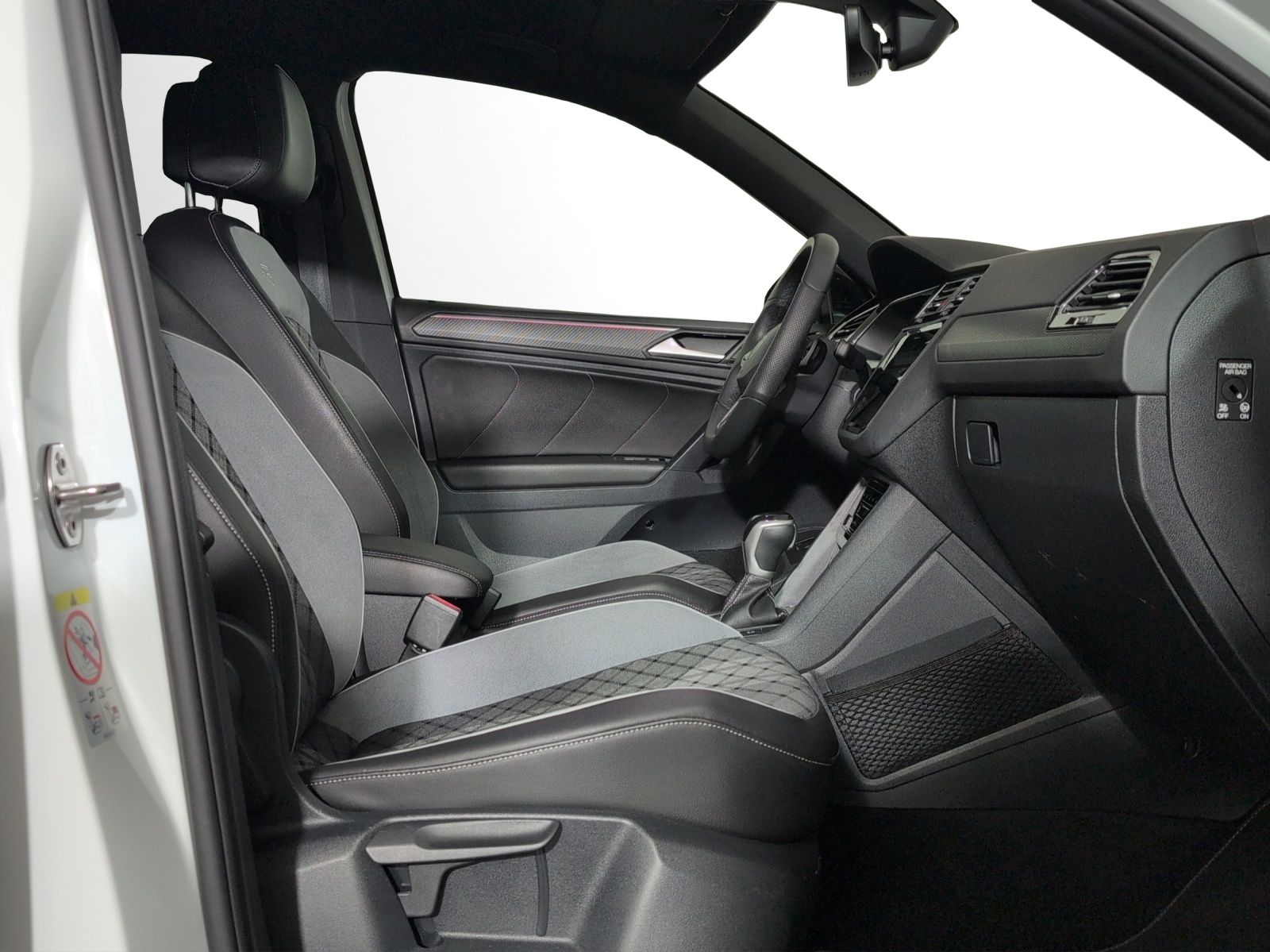 VW Tiguan 2.0TSI R-Line 4Motion DSG-image-7