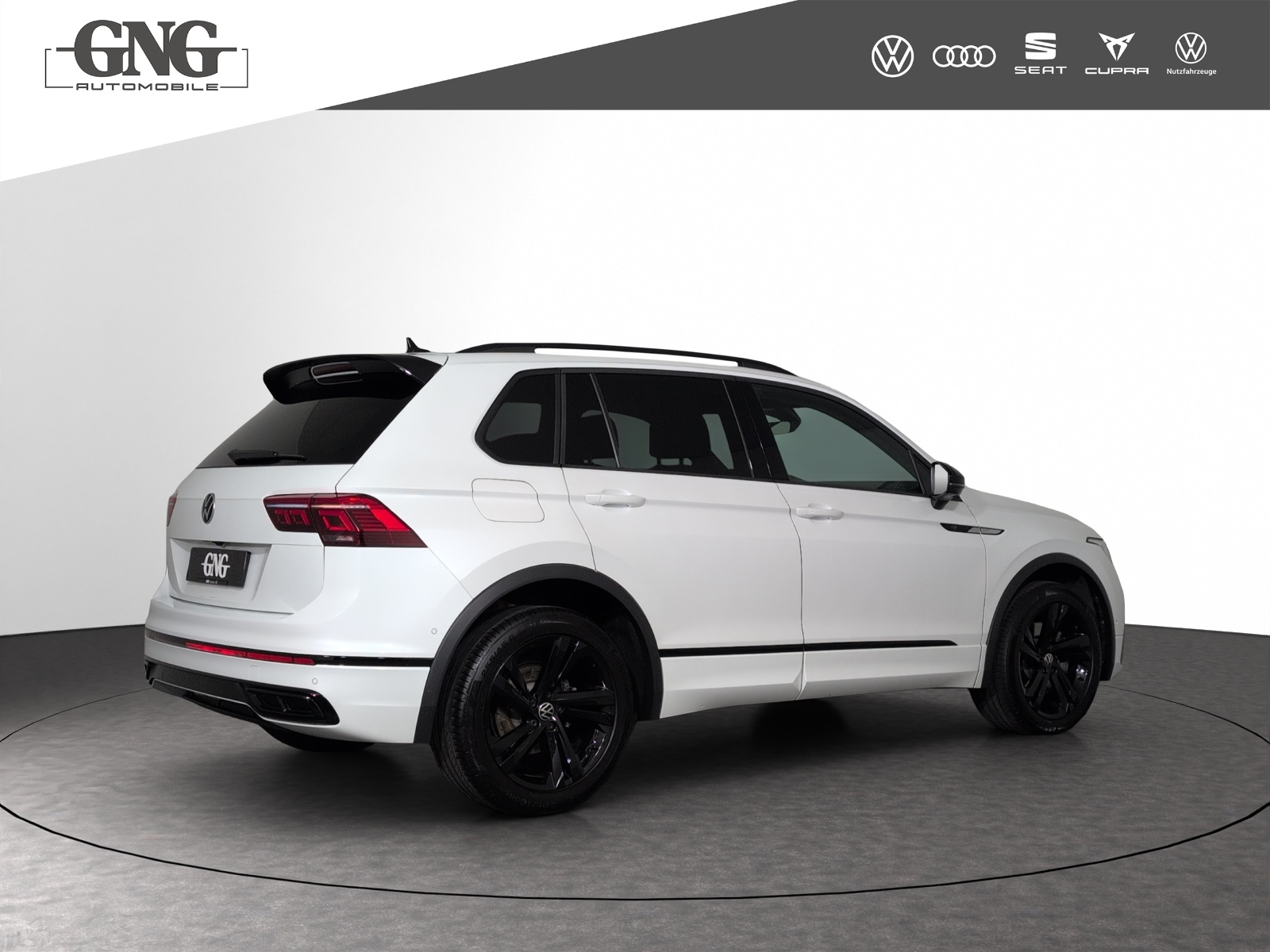VW Tiguan 2.0TSI R-Line 4Motion DSG-image-2