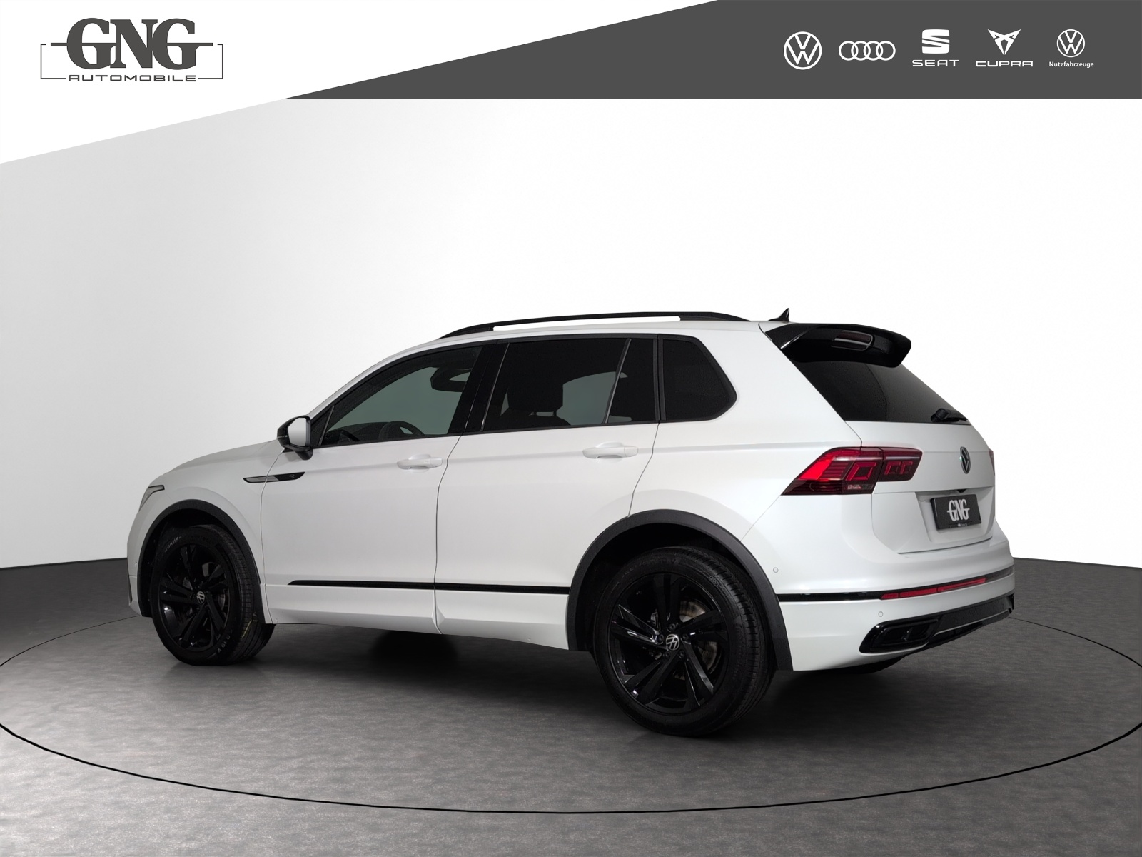 VW Tiguan 2.0TSI R-Line 4Motion DSG-image-1