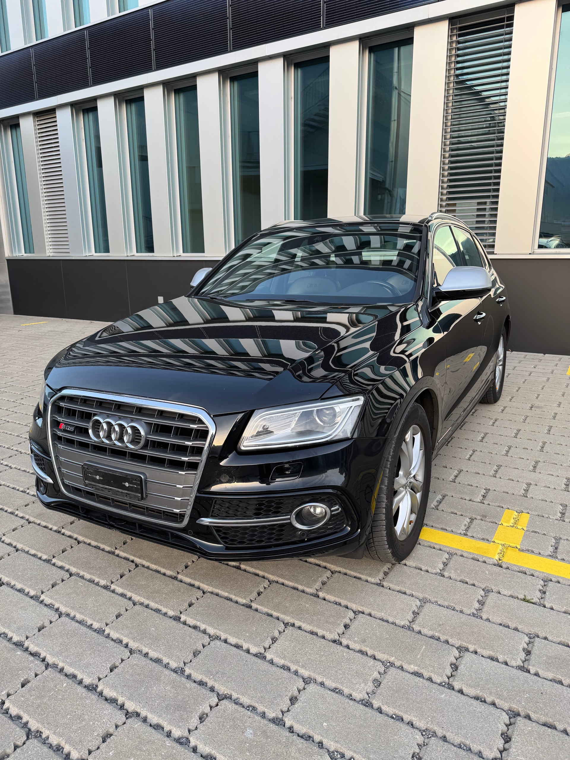 AUDI SQ5 3.0 TDI quattro tiptronic-image-1