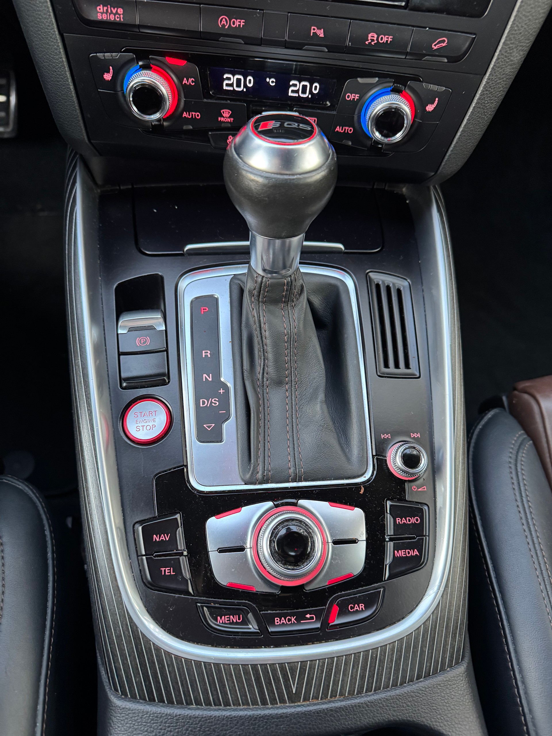 AUDI SQ5 3.0 TDI quattro tiptronic-image-9