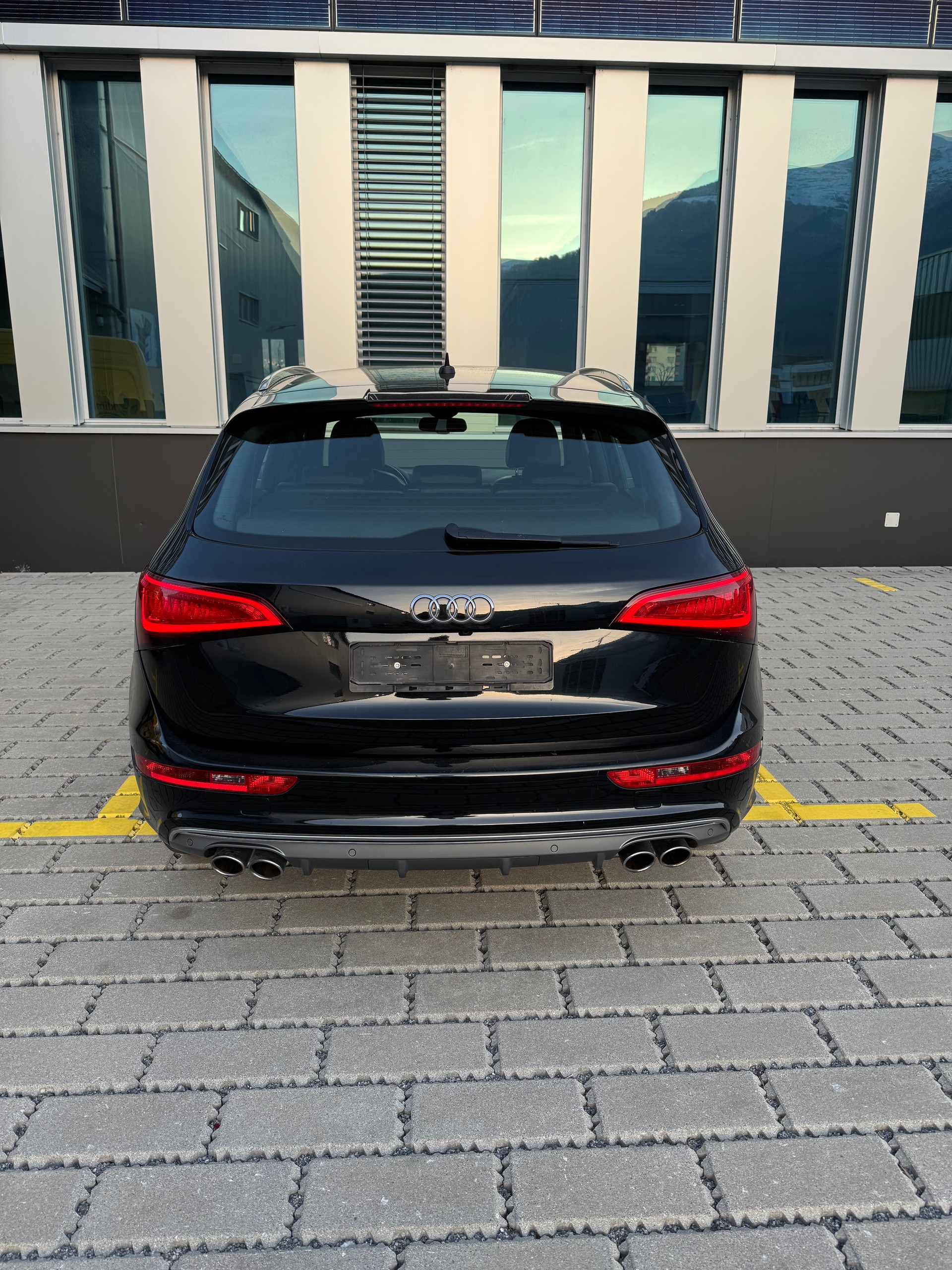 AUDI SQ5 3.0 TDI quattro tiptronic-image-14