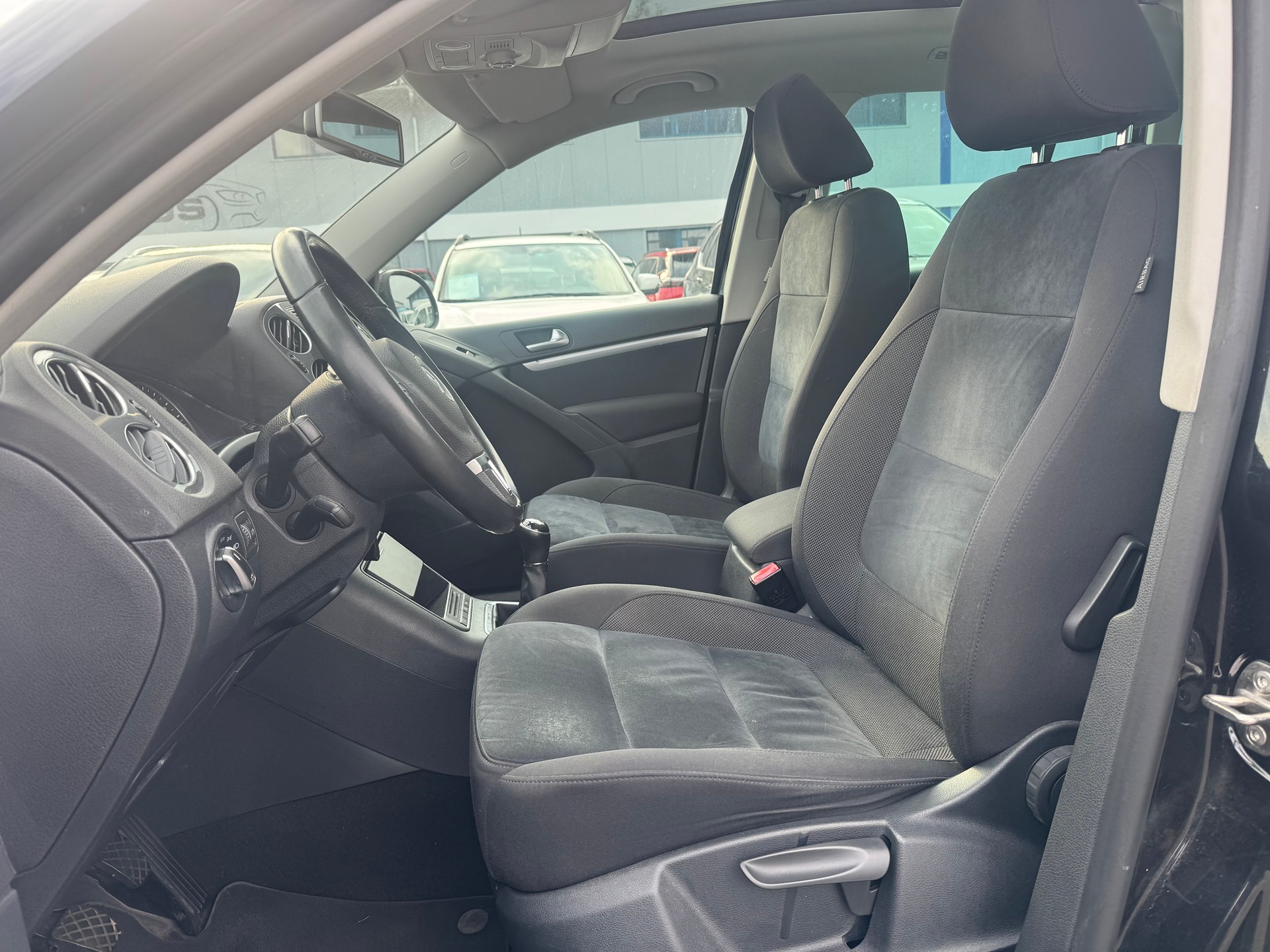 VW Tiguan 1.4 TSI Trend&Fun 4Motion-image-8